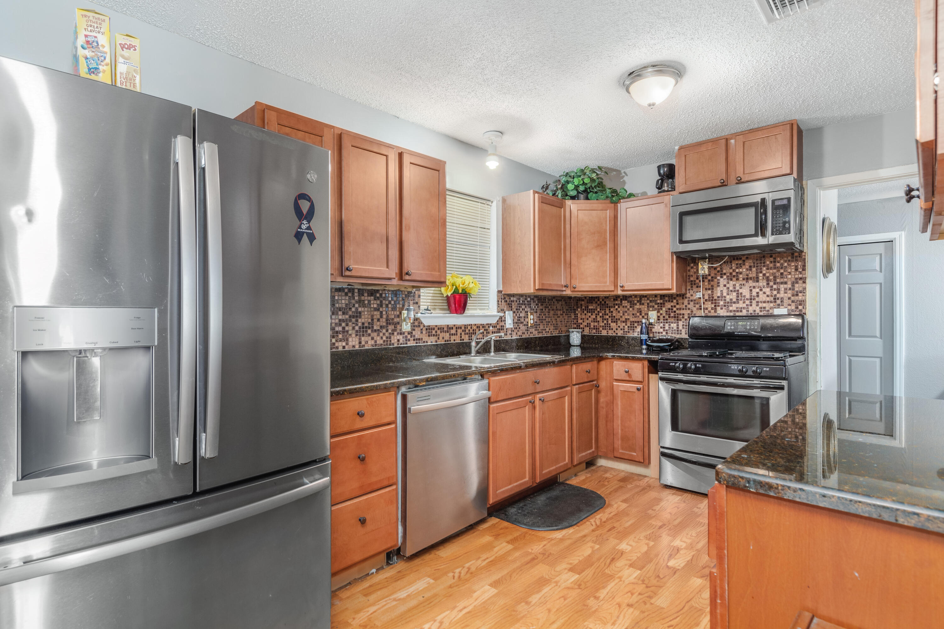 CRESCENT SHORES - Residential