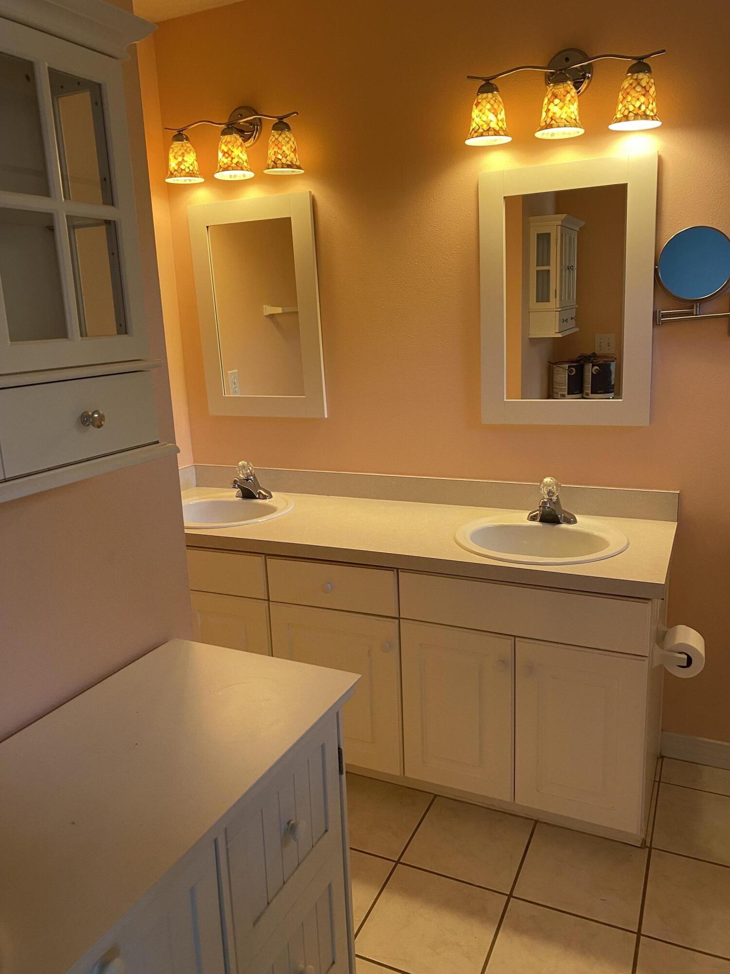 SEASHORE VILLAGE - Residential