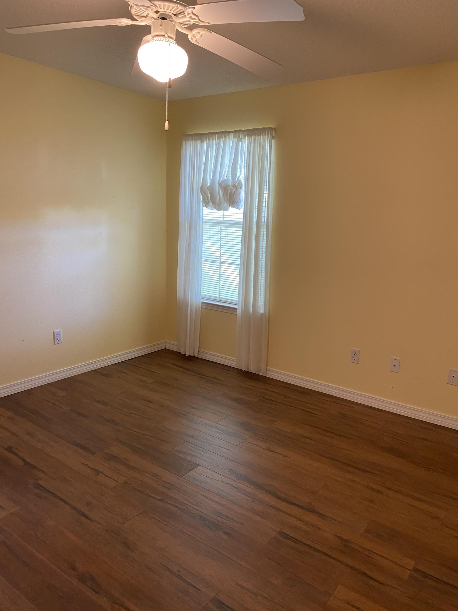 SEASHORE VILLAGE - Residential