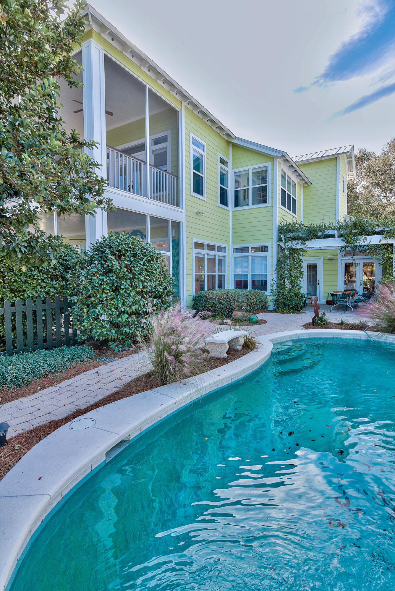 CRYSTAL LAKE AT SANDESTIN - Residential