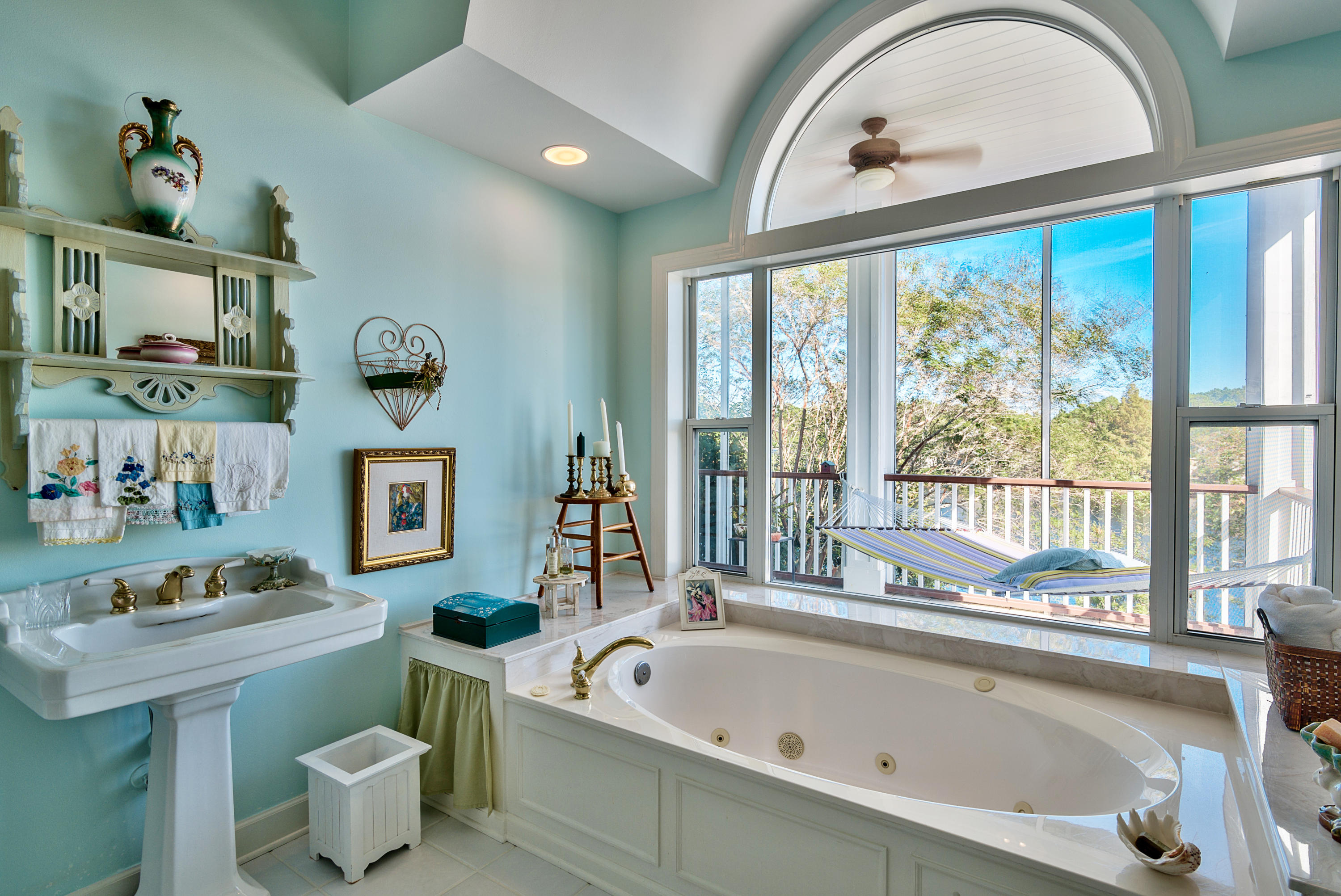 CRYSTAL LAKE AT SANDESTIN - Residential