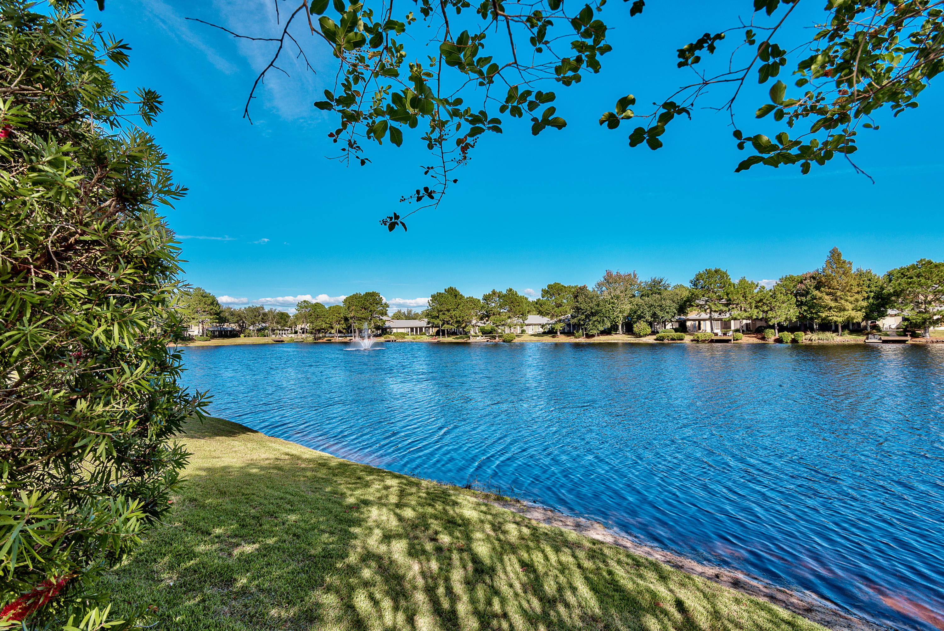 CRYSTAL LAKE AT SANDESTIN - Residential