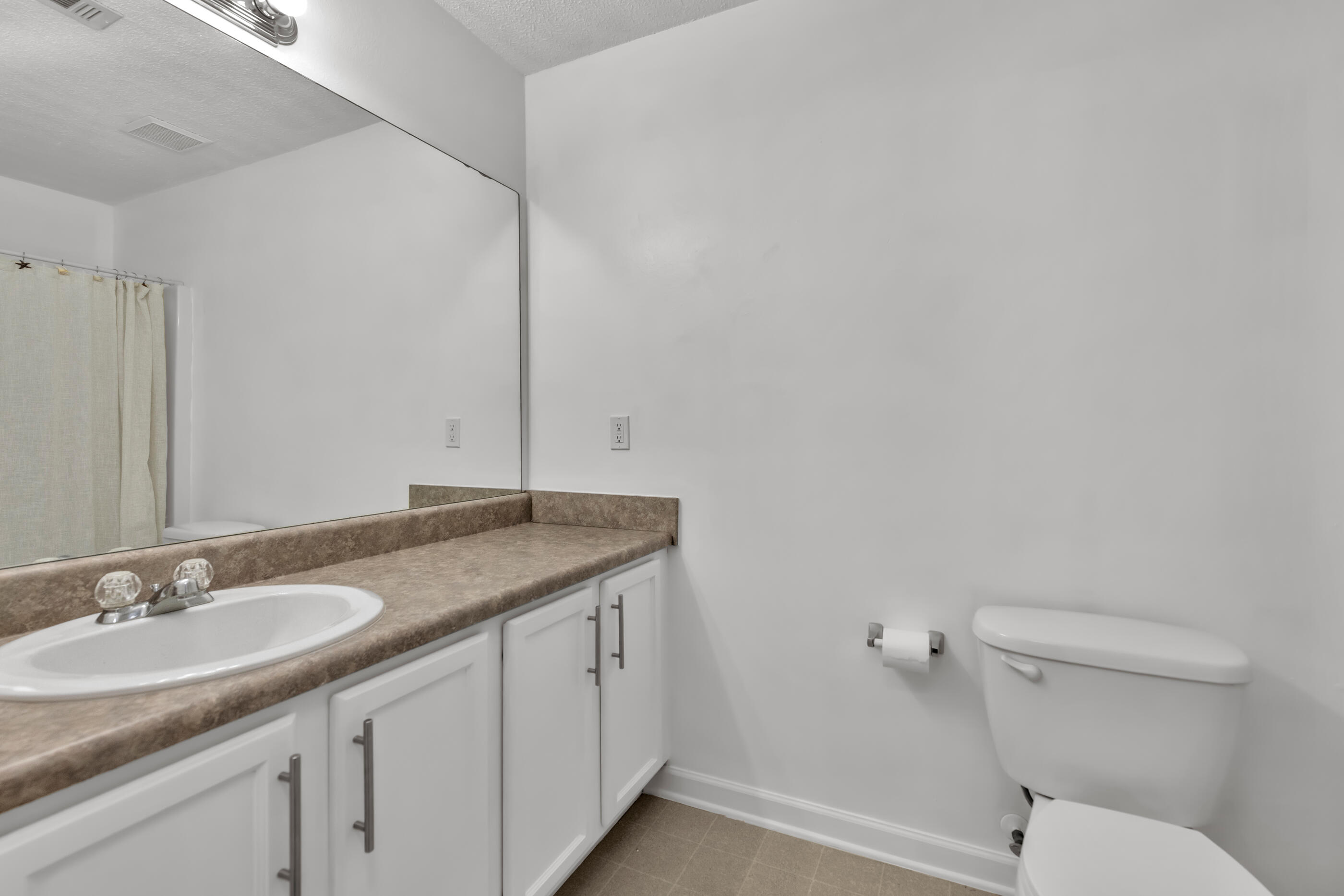ROLLING PINES - Residential