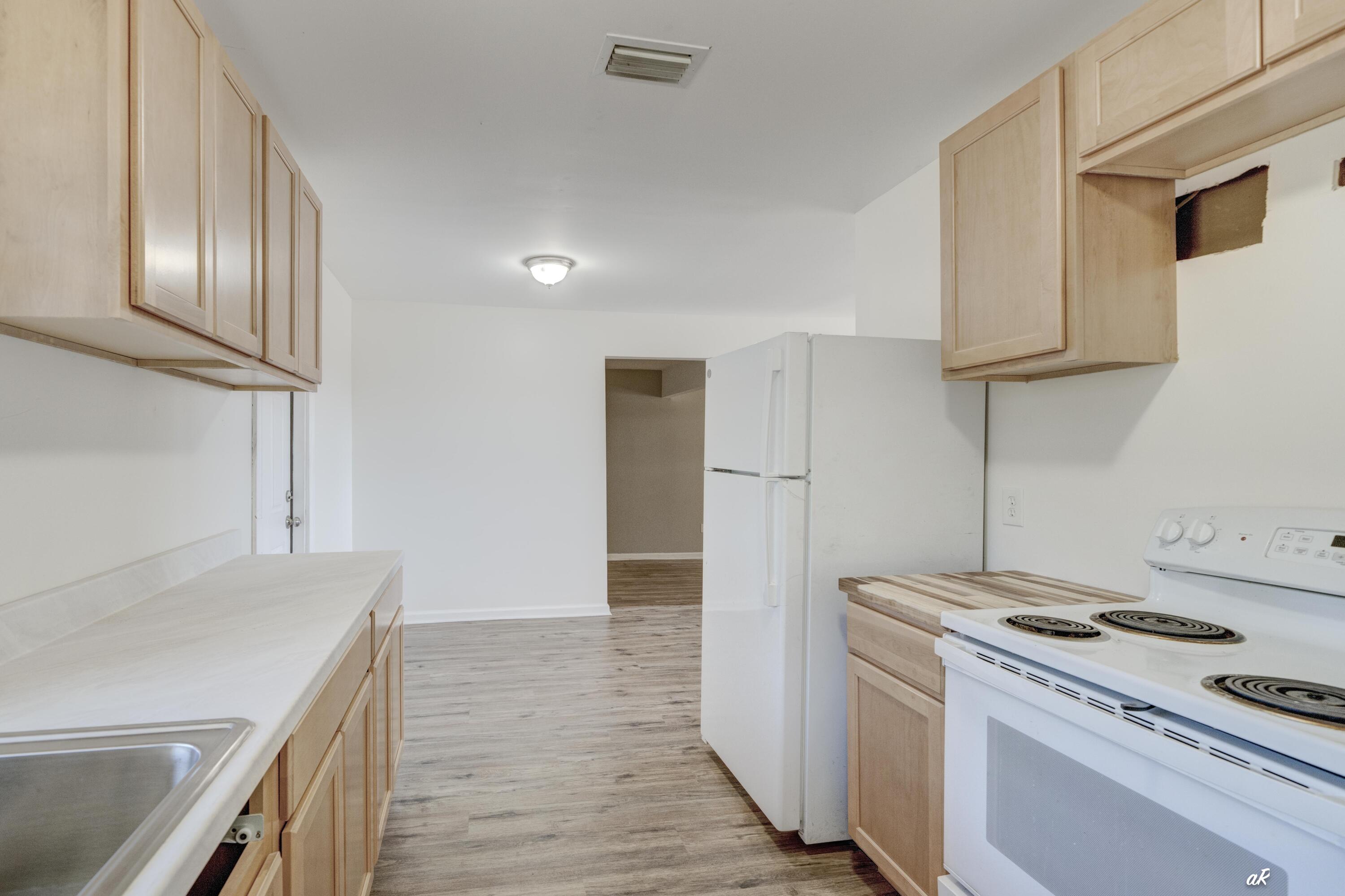 HENTZ 1ST ADDN UNIT B - Residential