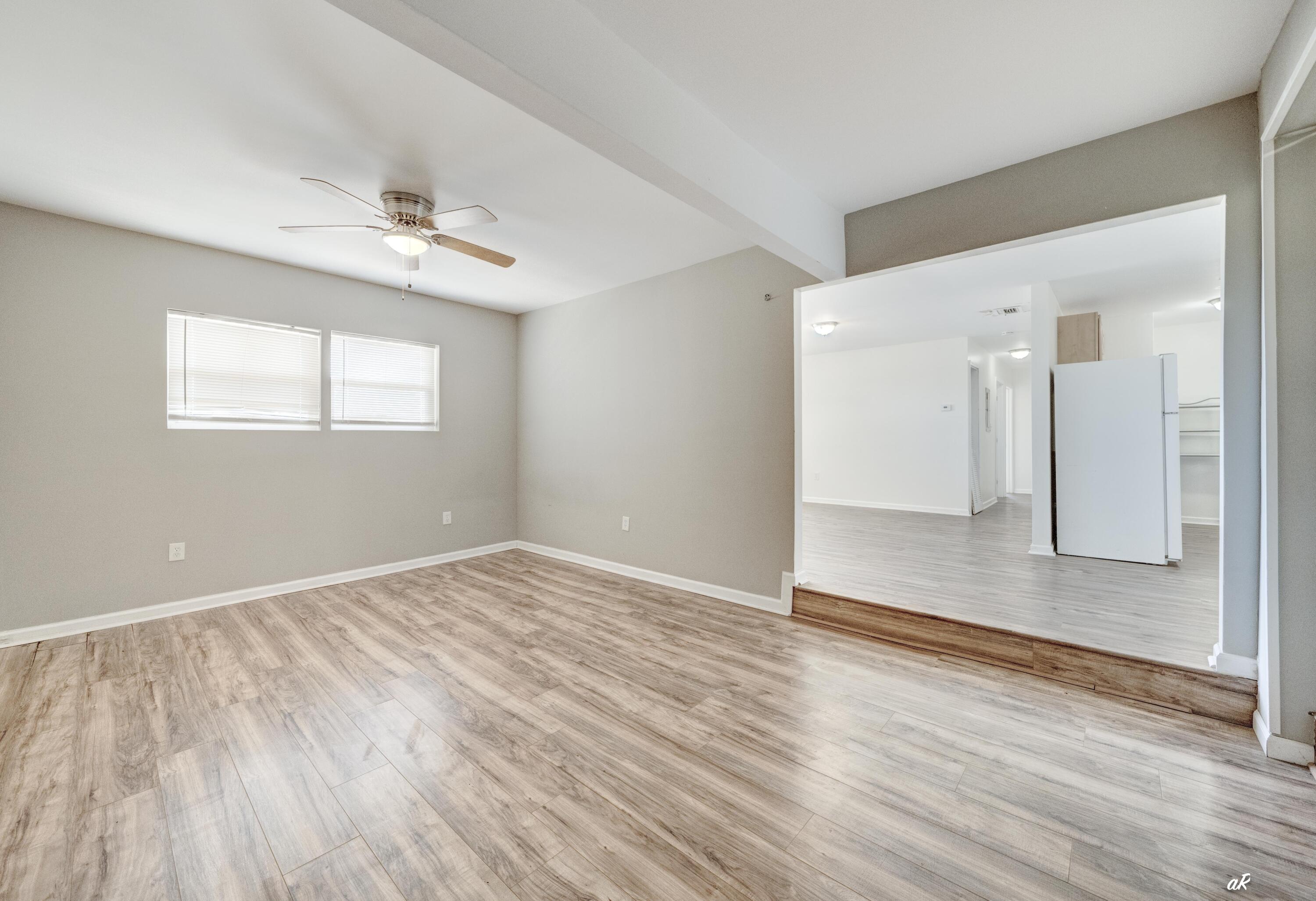 HENTZ 1ST ADDN UNIT B - Residential