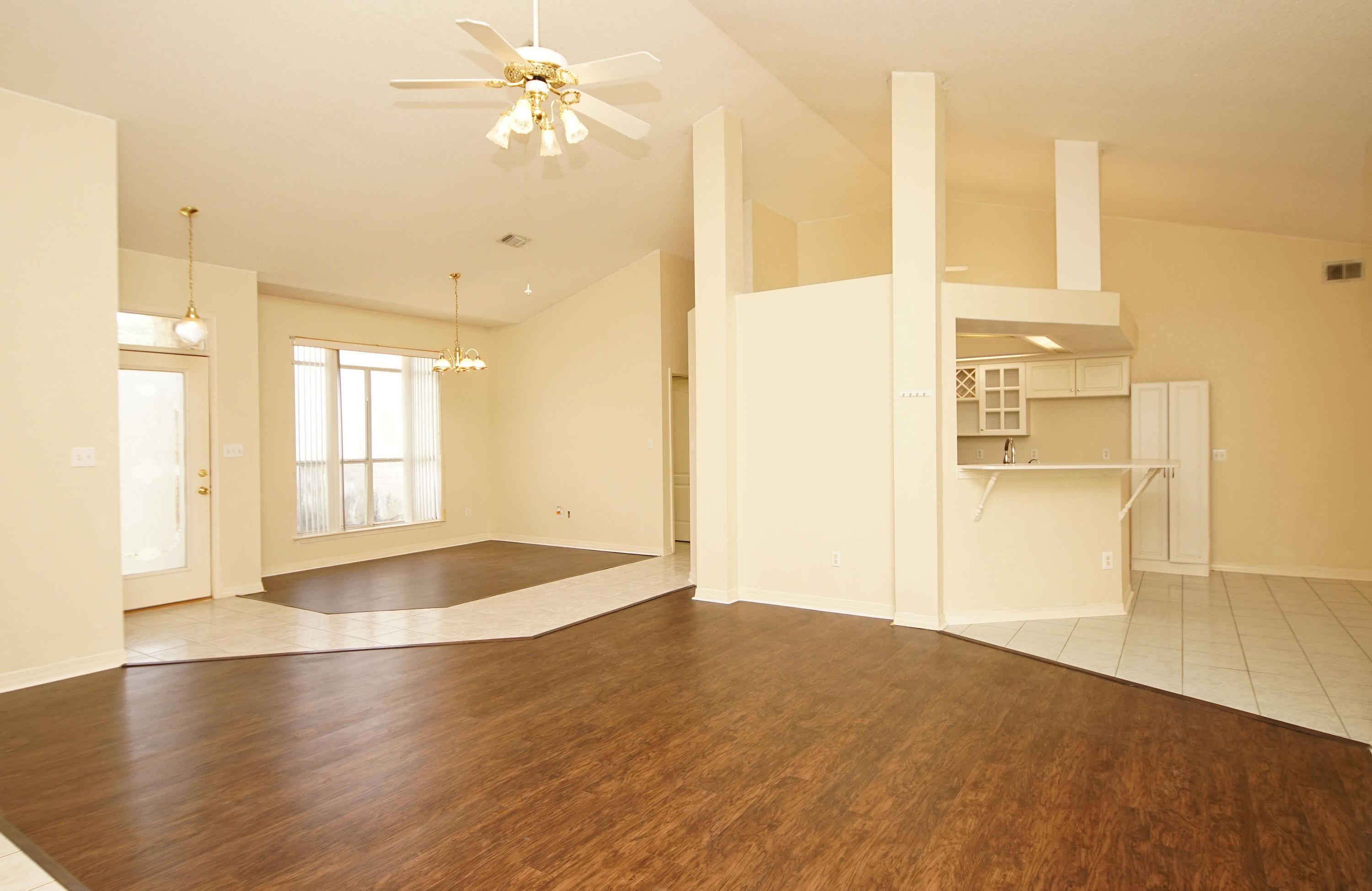 CREEKS EDGE THE - Residential