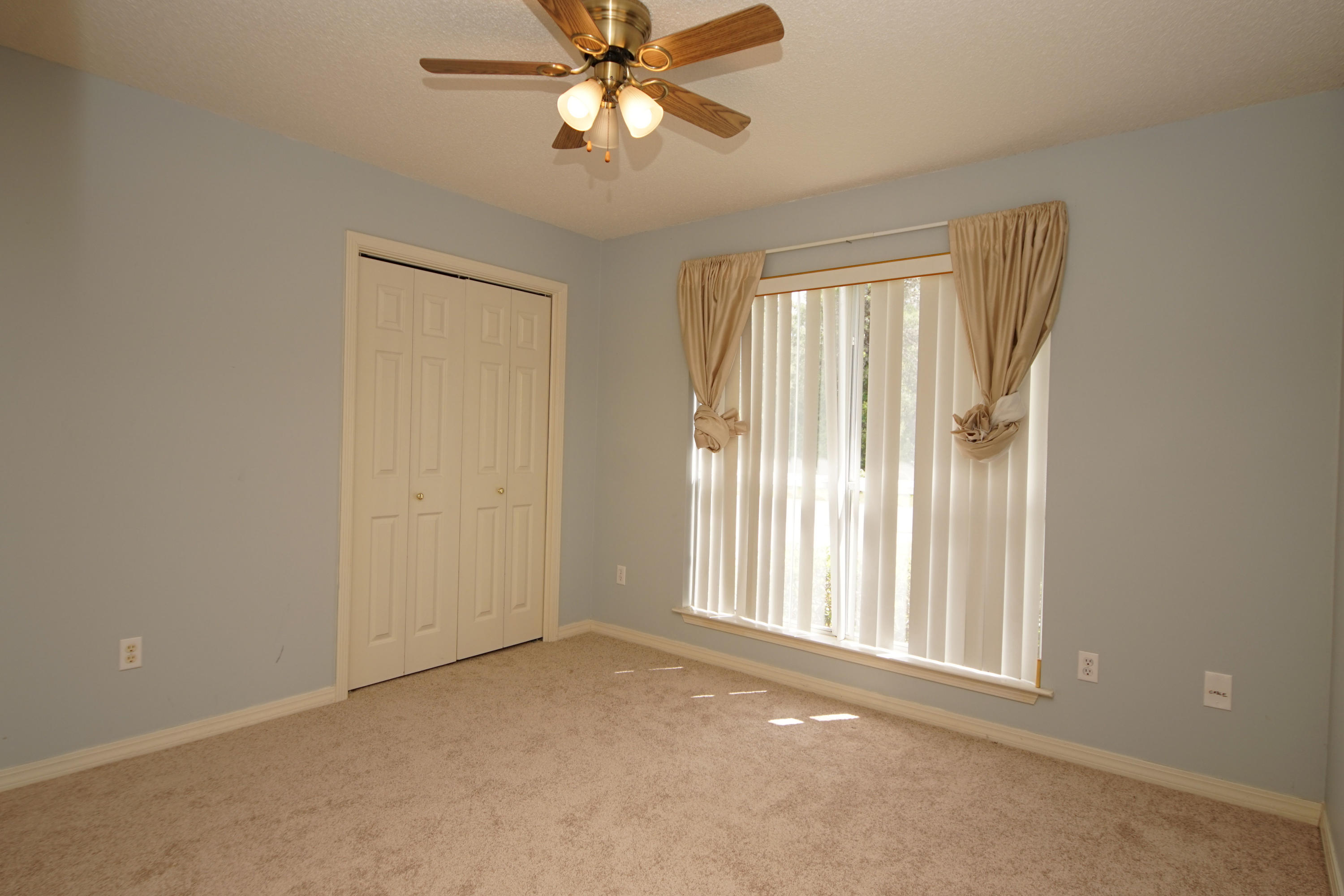 CREEKS EDGE THE - Residential