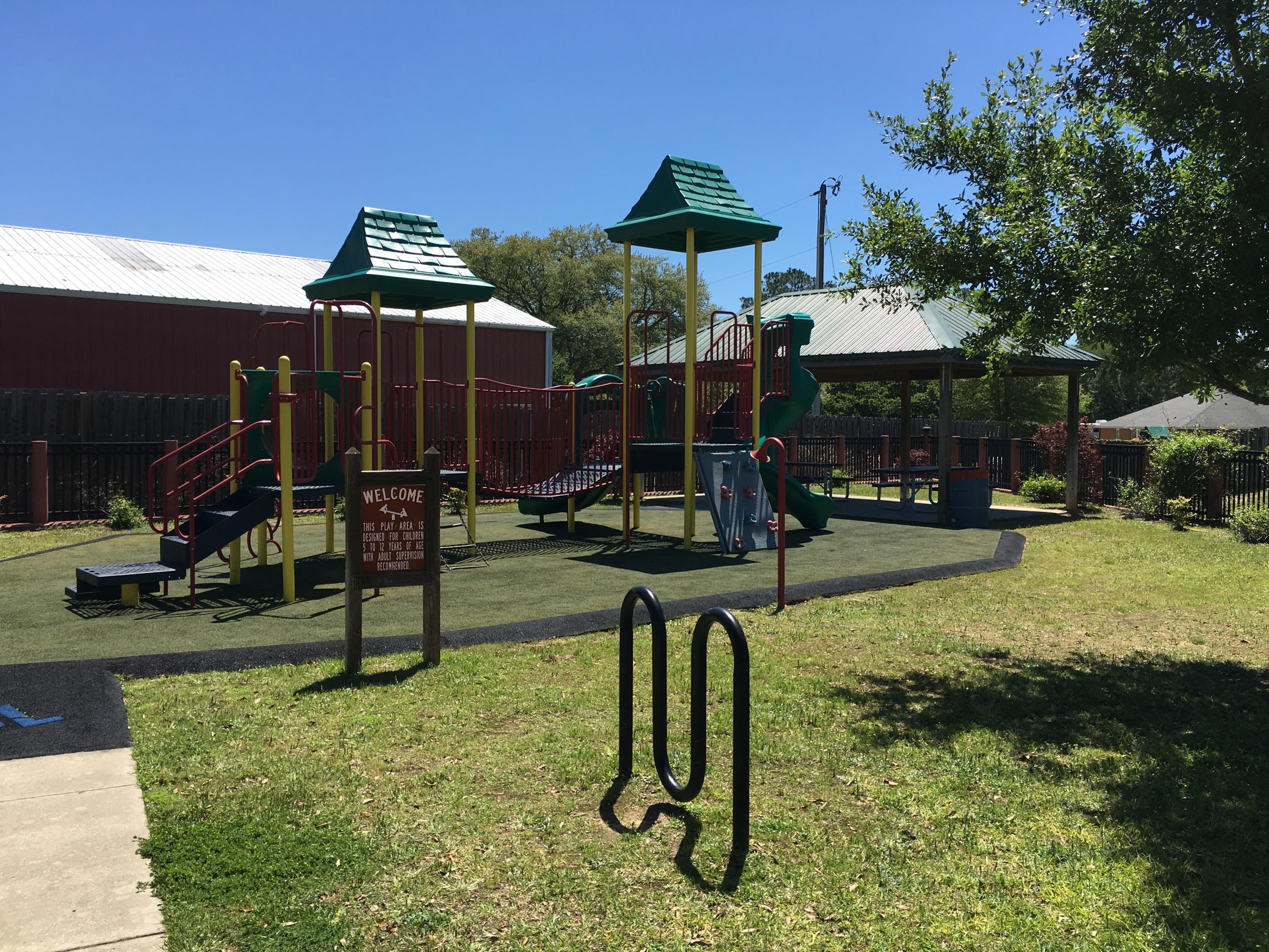 LEE FARMS PH I - Residential