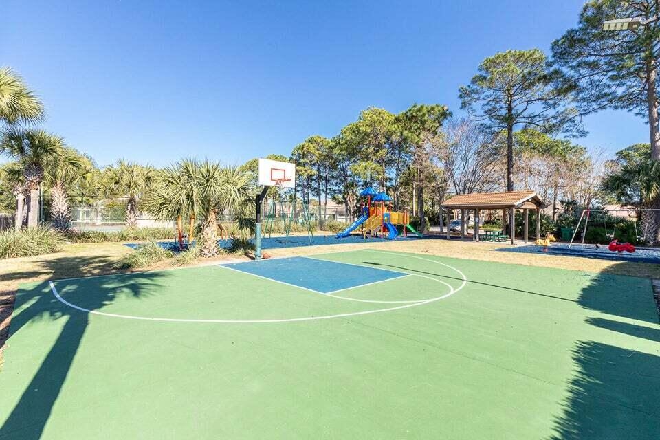 EMERALD LAKES PH 3 - Residential