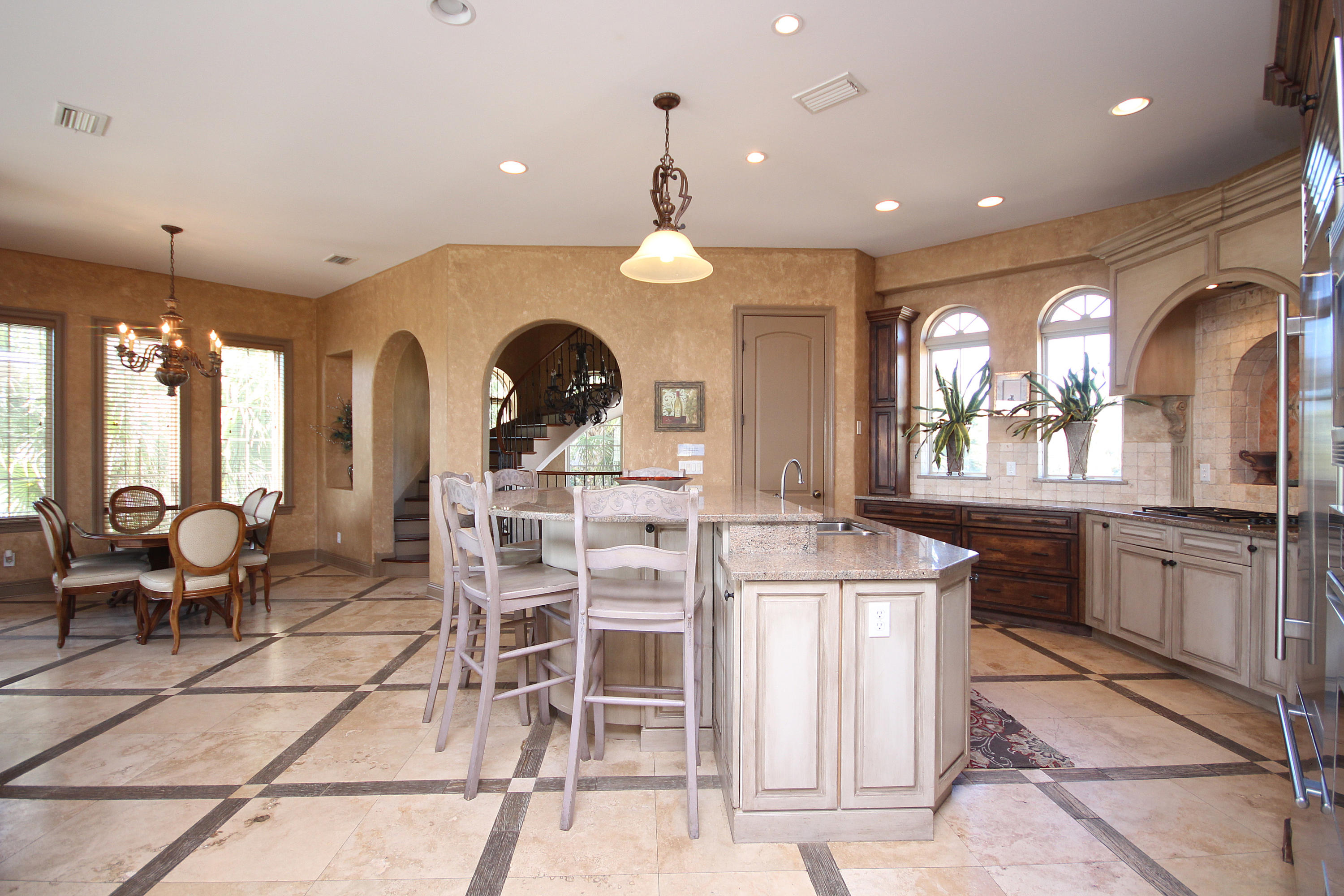 SAINT TROPEZ - Residential