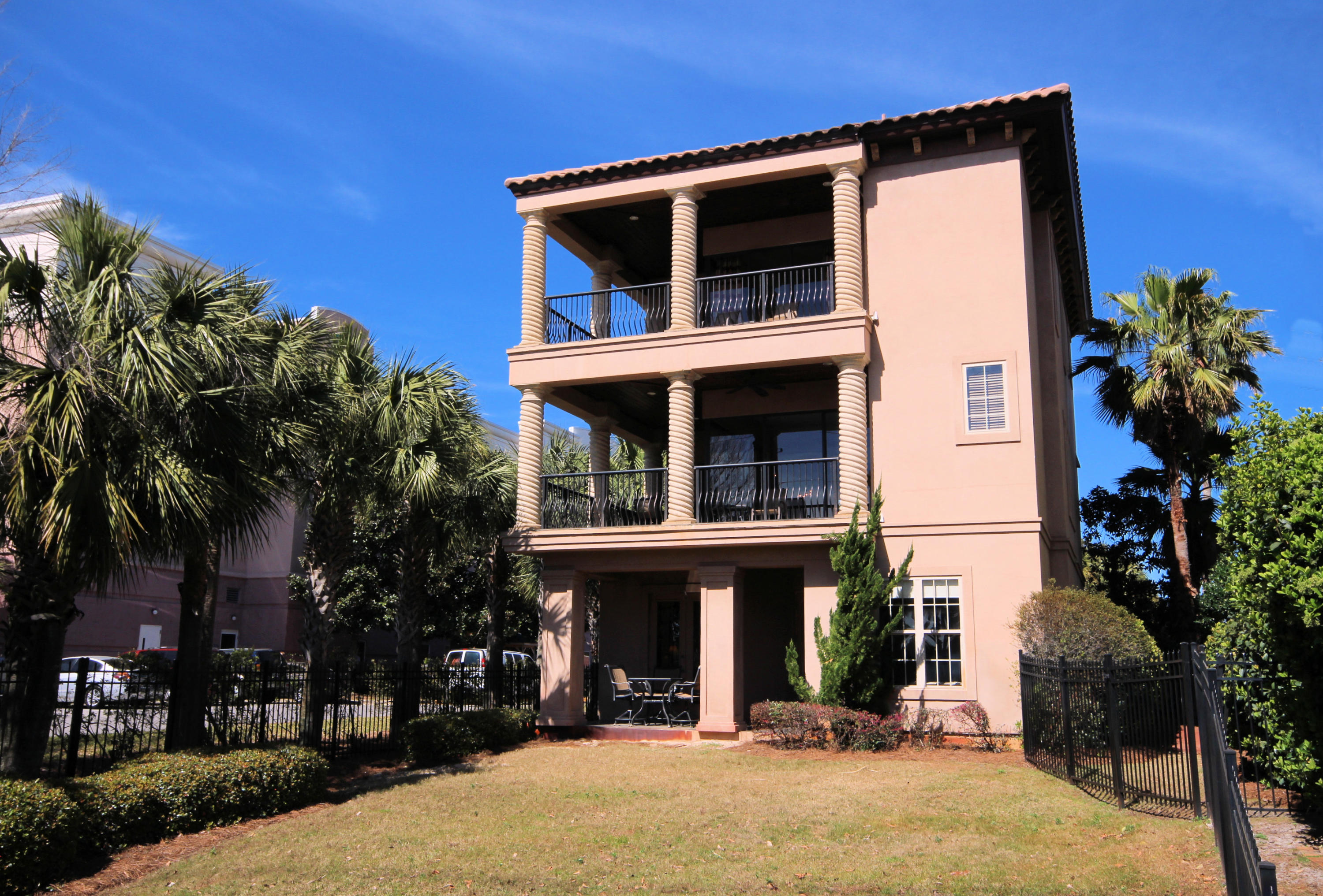 SAINT TROPEZ - Residential