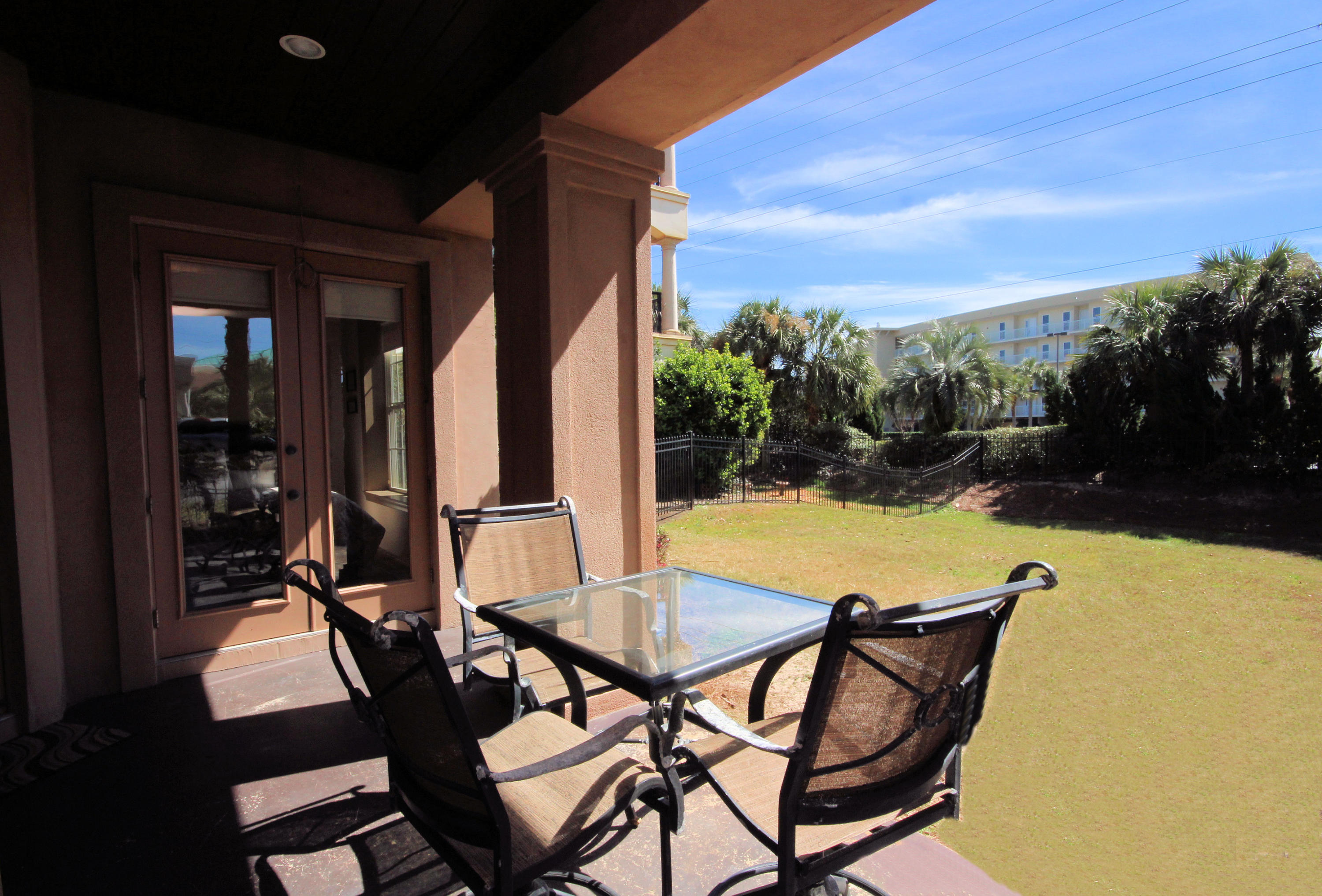 SAINT TROPEZ - Residential