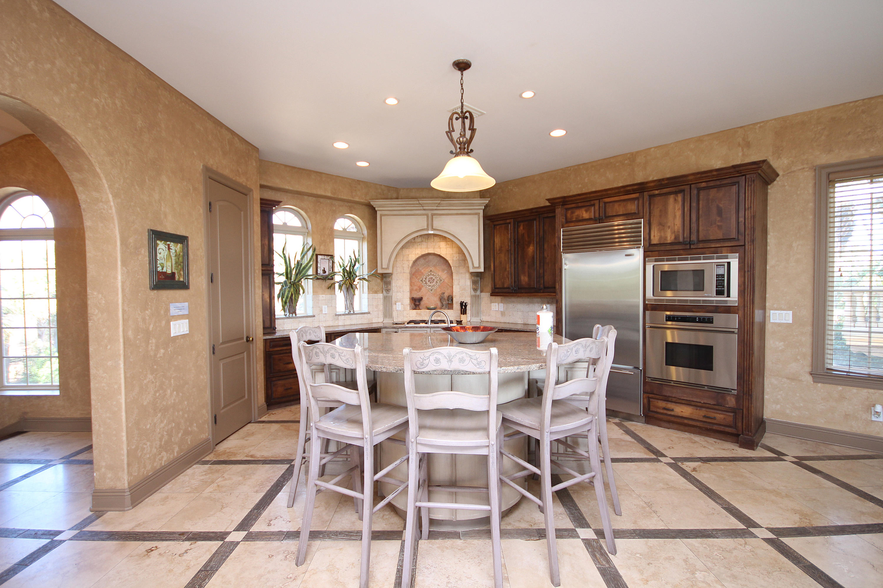 SAINT TROPEZ - Residential