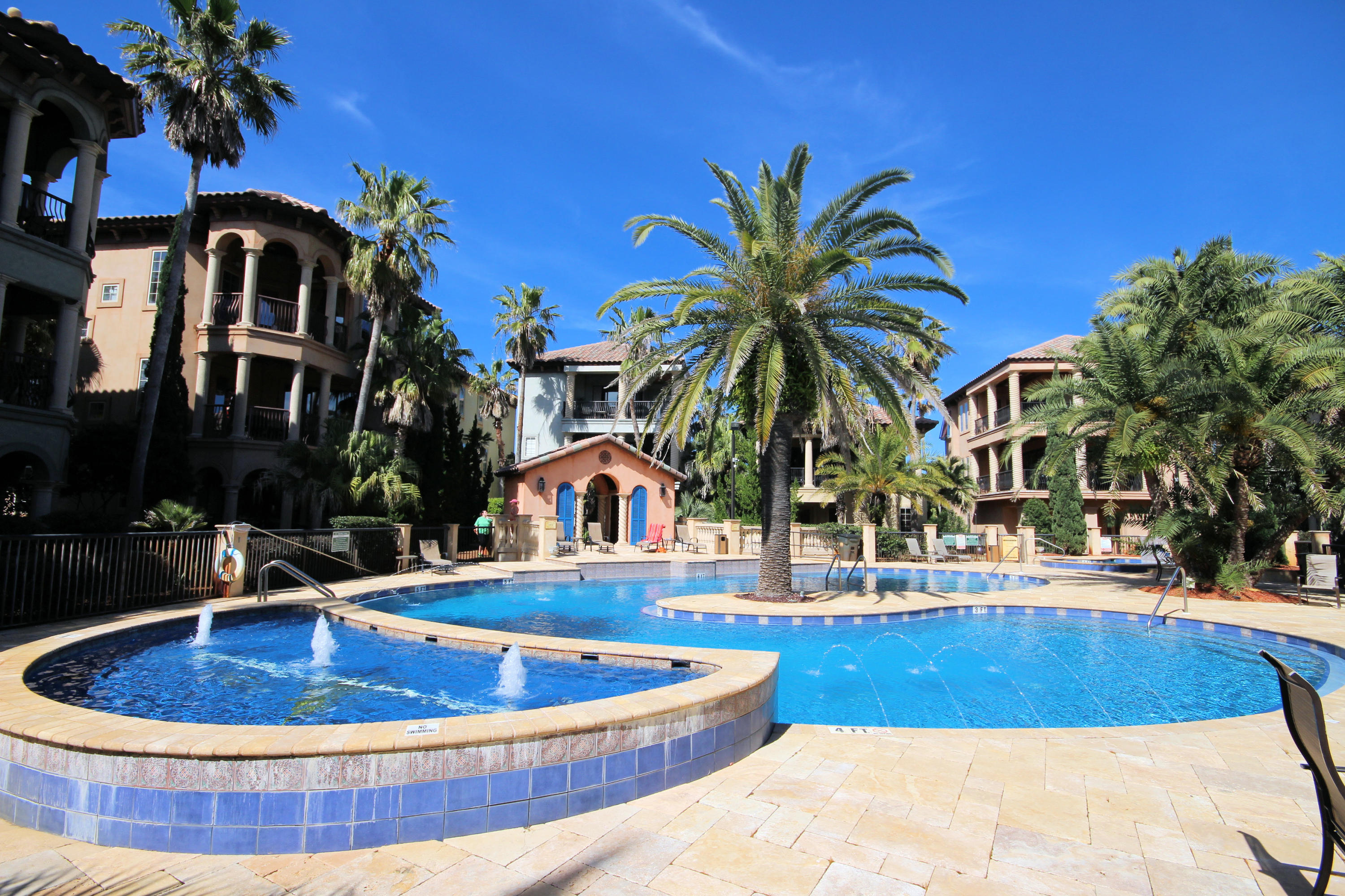 SAINT TROPEZ - Residential