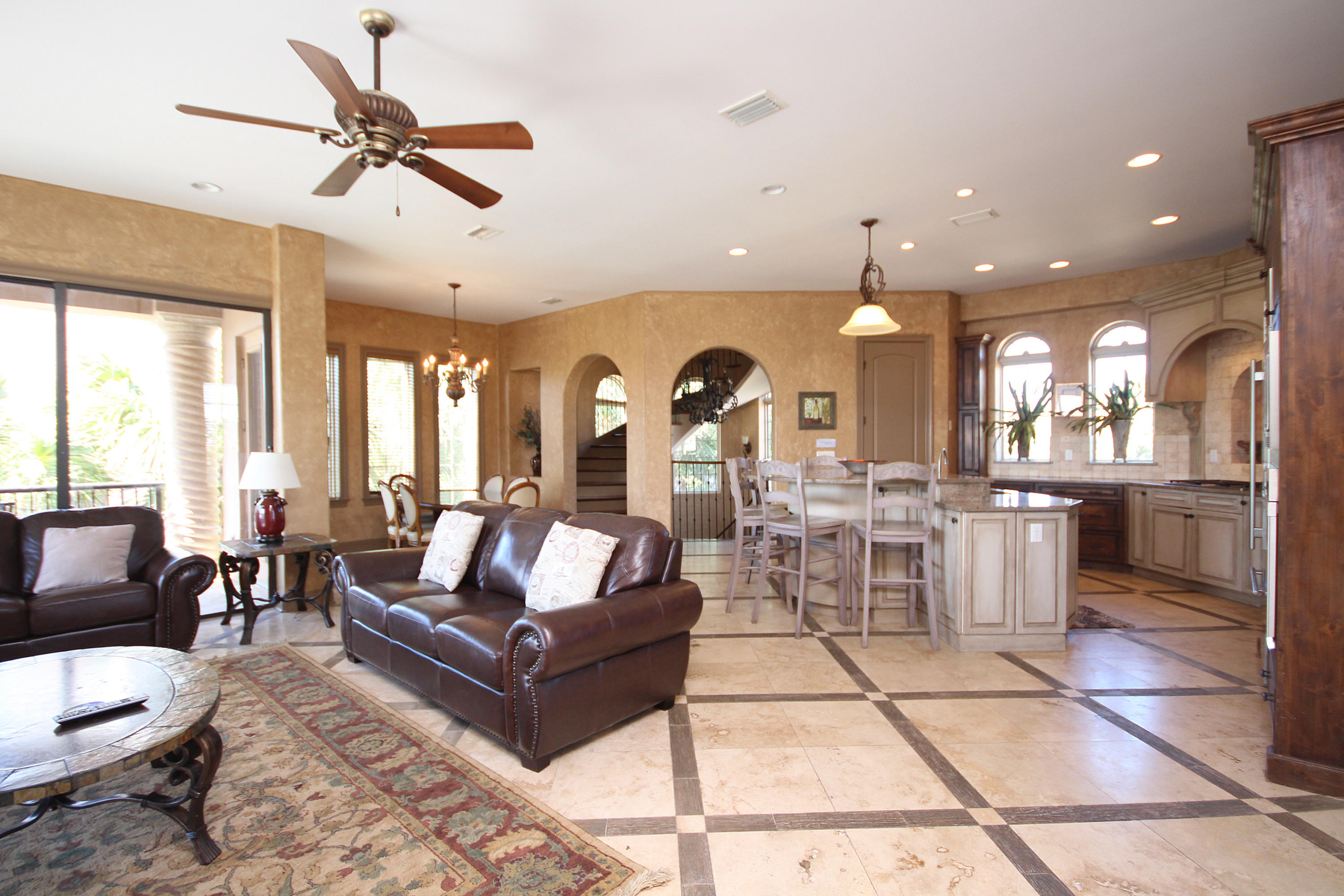 SAINT TROPEZ - Residential