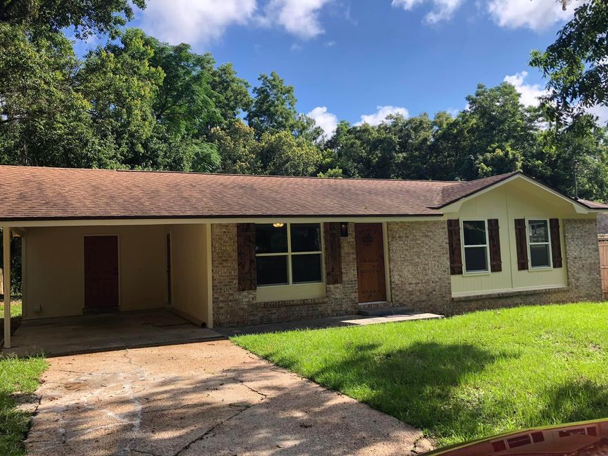 This beautiful home is move in ready and  sits in the heart of Bonifay!  I-10 access in just down the road for easy travel to Chipley, DeFuniak Springs or beyond. Situated on a paved road just off the main street of Waukesha through Bonifay.  Great home that is newly remodeled with new cabinets, appliances flooring, paint, tile, windows, doors and lots of extras. Bosch dishwasher in stainless steel, new stove-oven with overhead microwave and along with a prep island, and open concept kitchen dining and living room area. Check this one out as it won't last too long in this market.