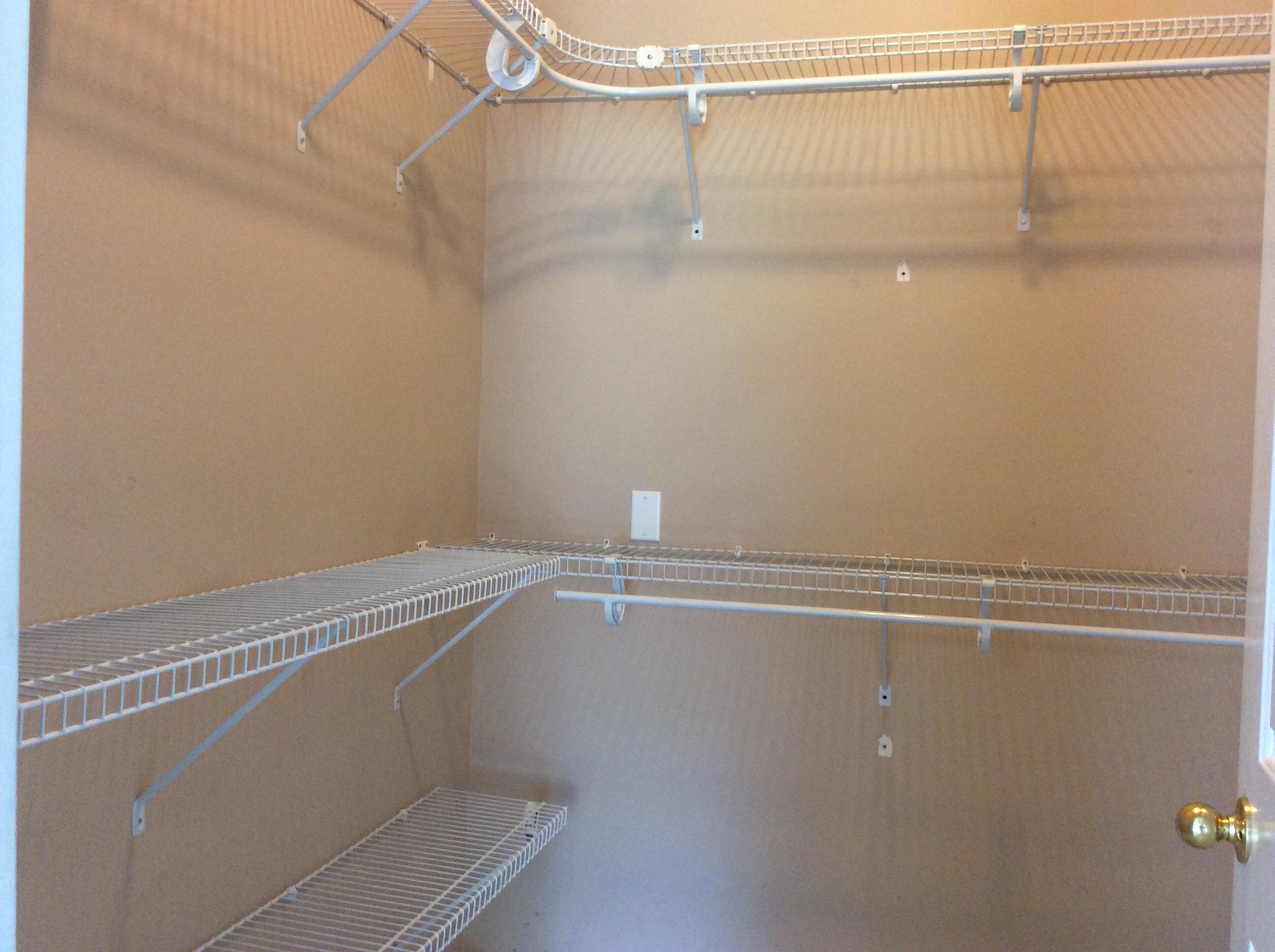 LAKE POINTE - Residential