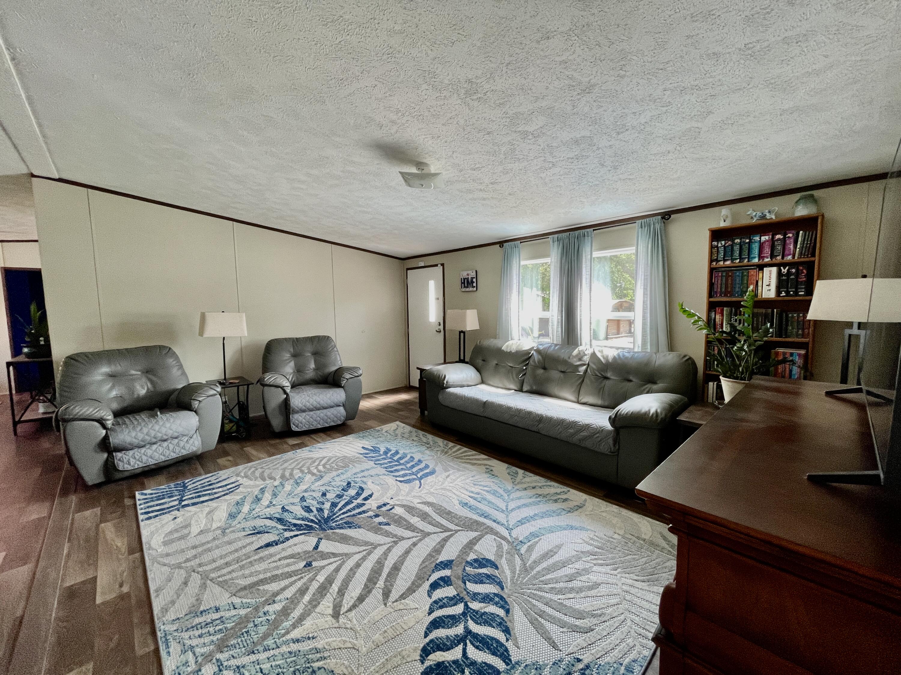 GOLDEN ACRES ESTATES - Residential