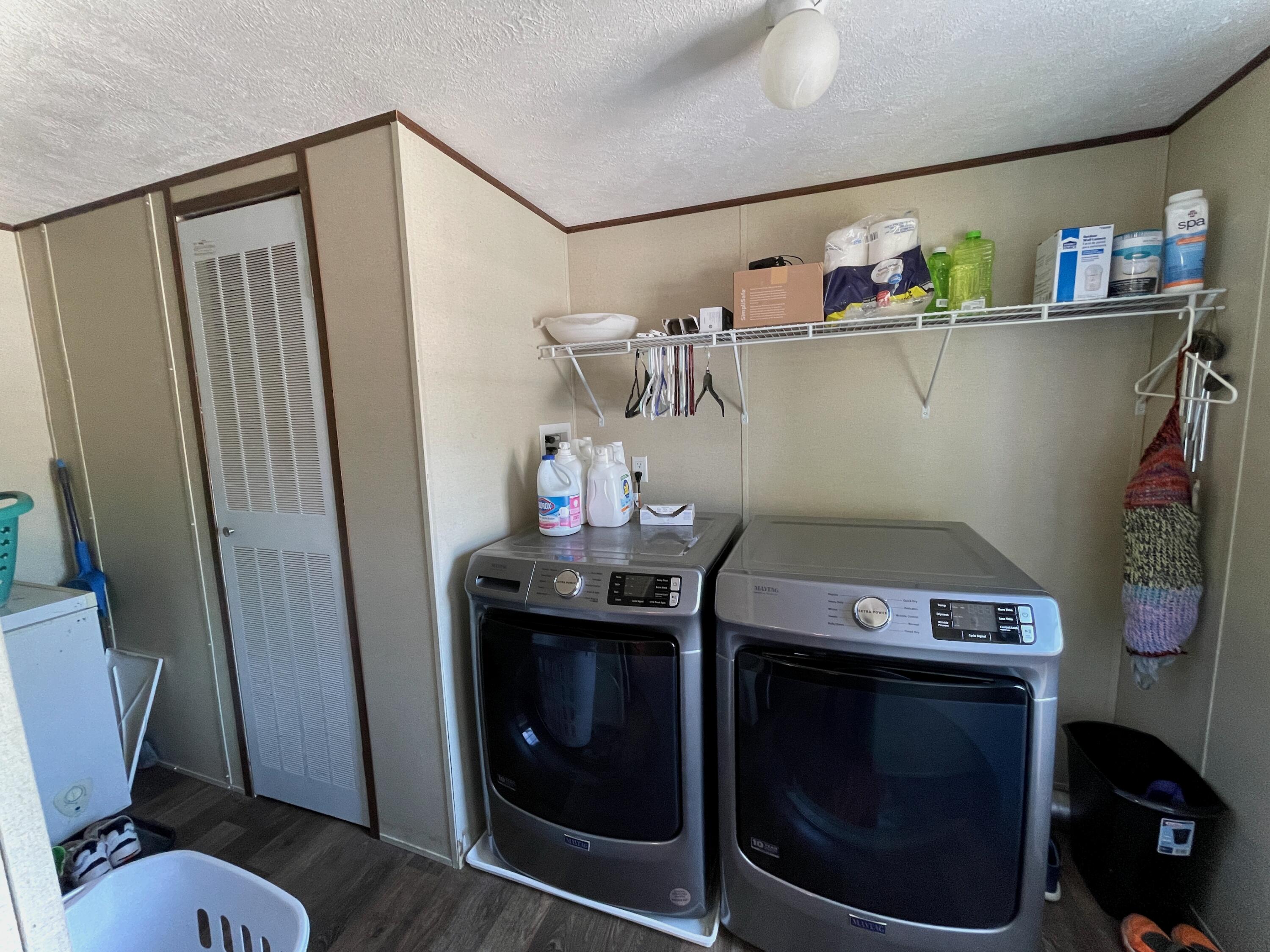 GOLDEN ACRES ESTATES - Residential
