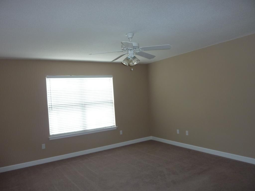 SUMMERWOOD - Residential Lease