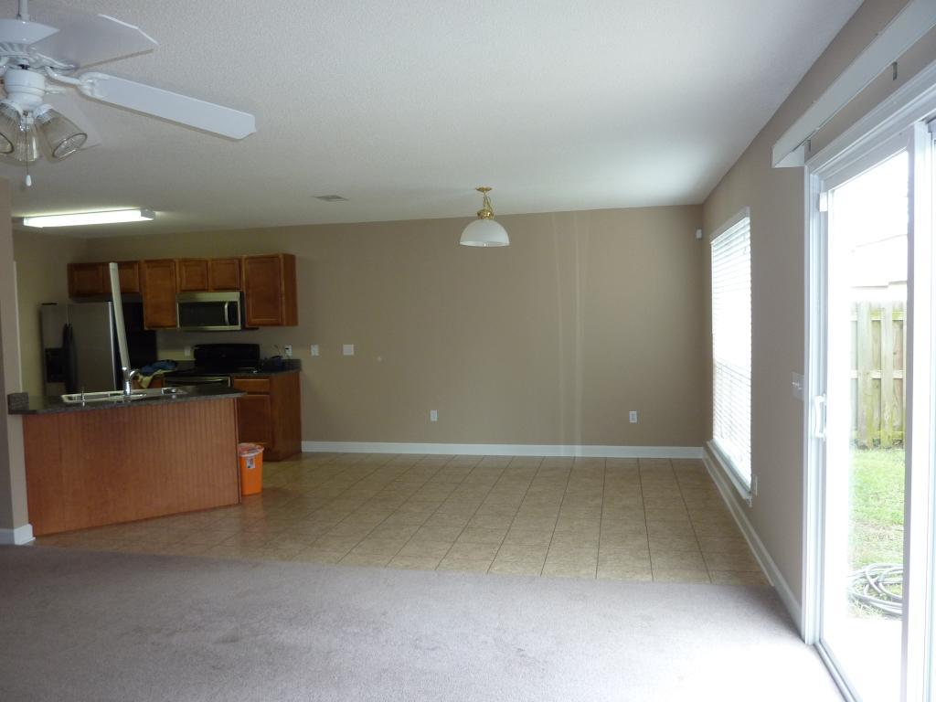 SUMMERWOOD - Residential Lease