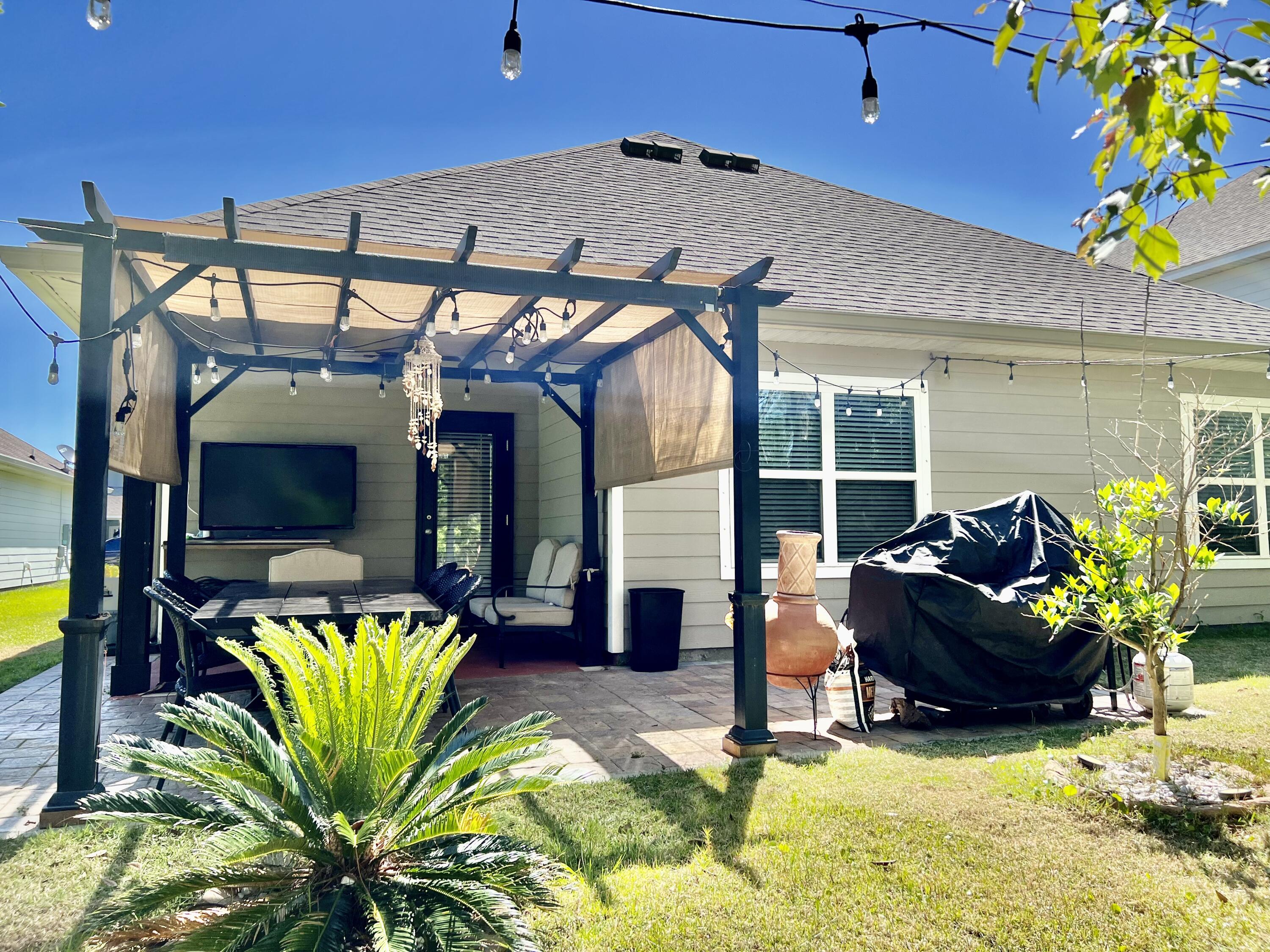 STONEGATE - Residential