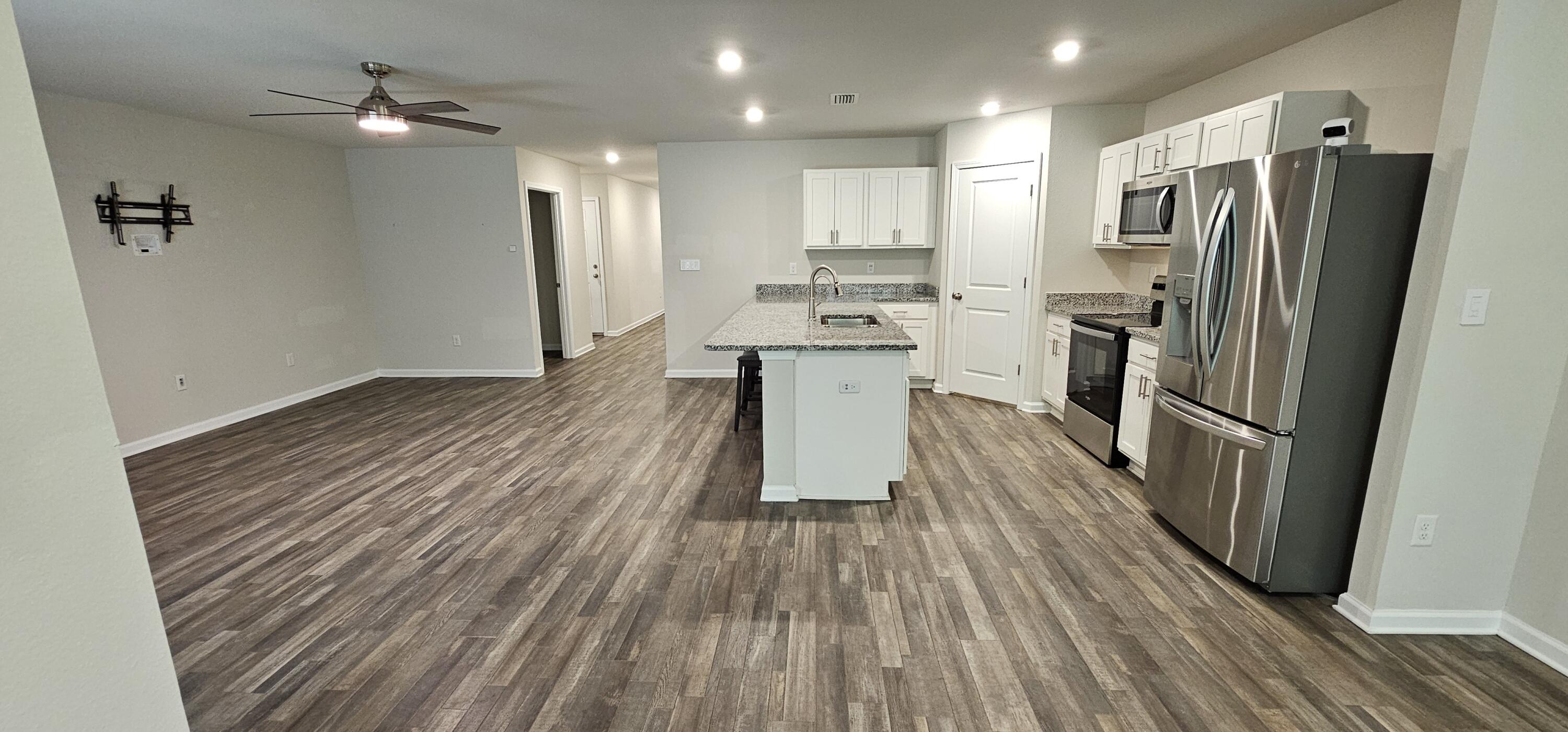 RIVERWALK PH I - Residential