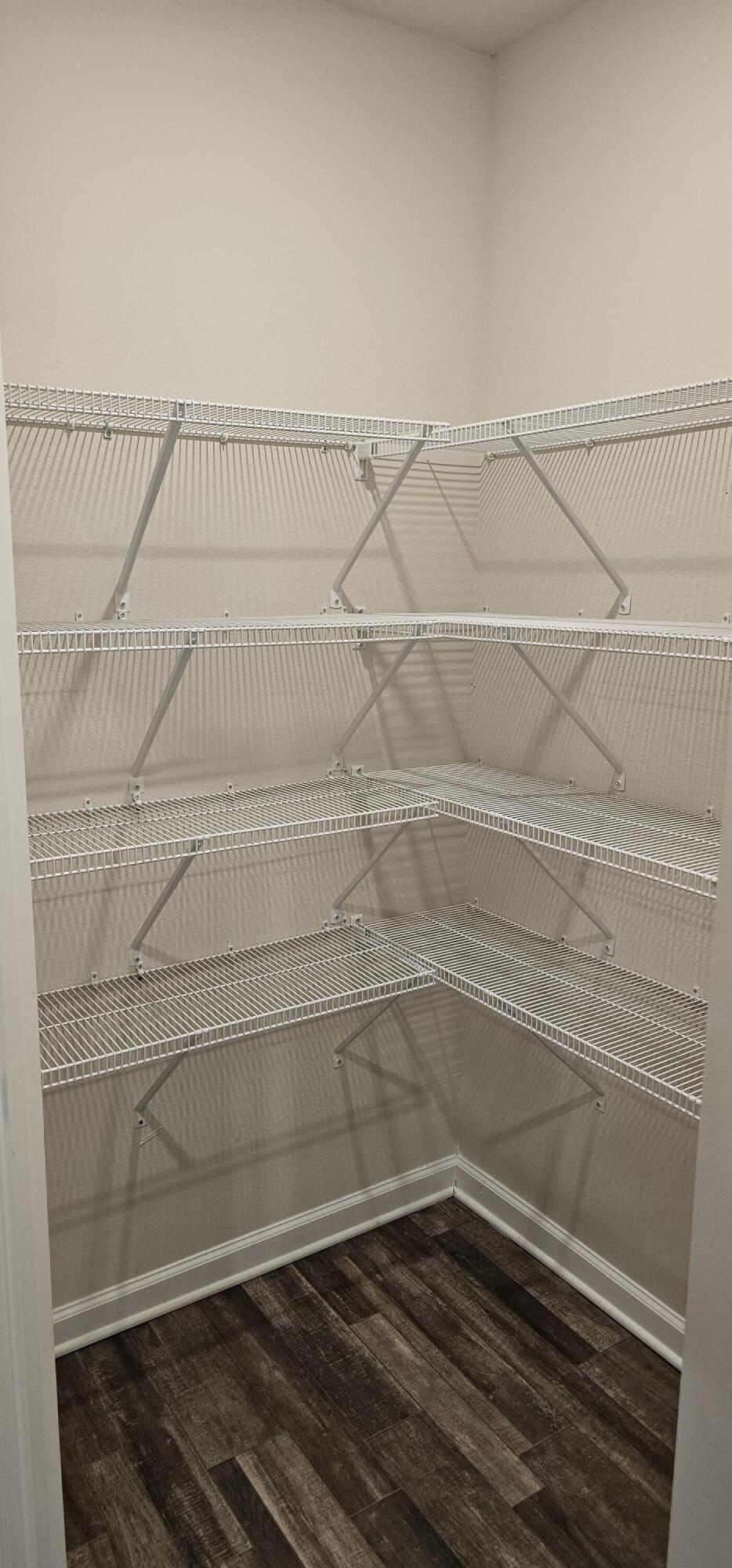 RIVERWALK PH I - Residential