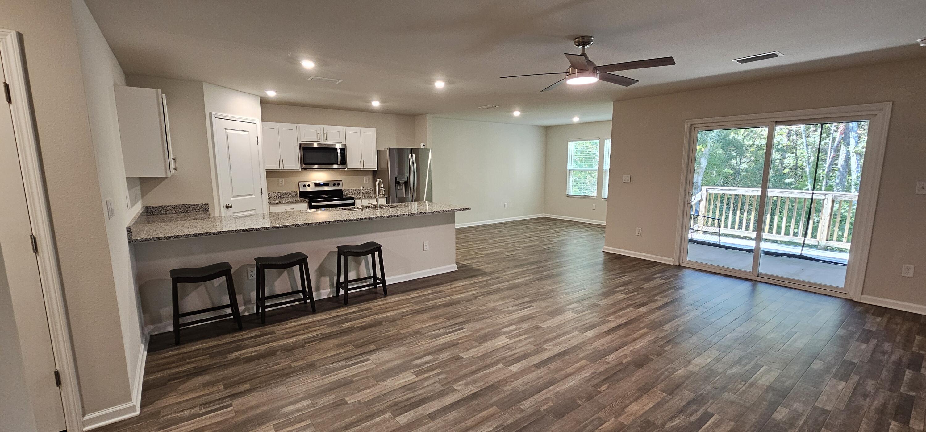 RIVERWALK PH I - Residential