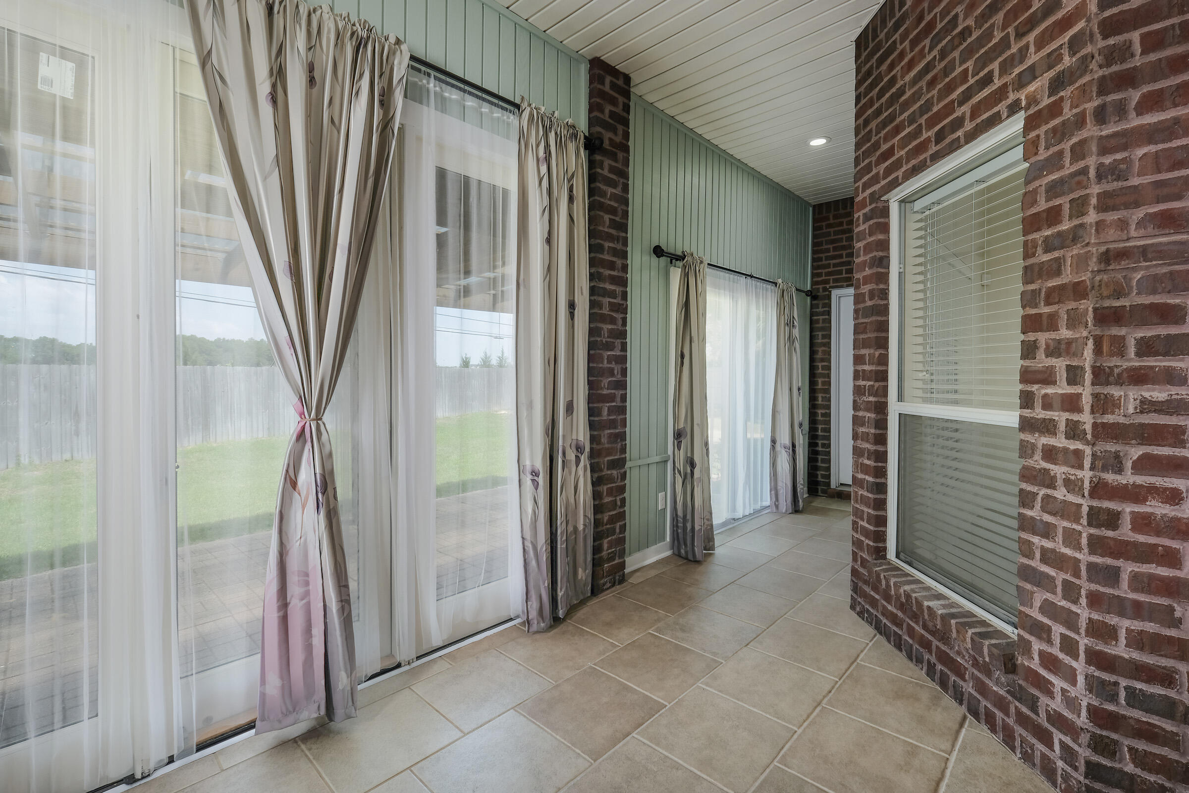 CORDOVA PLACE - Residential