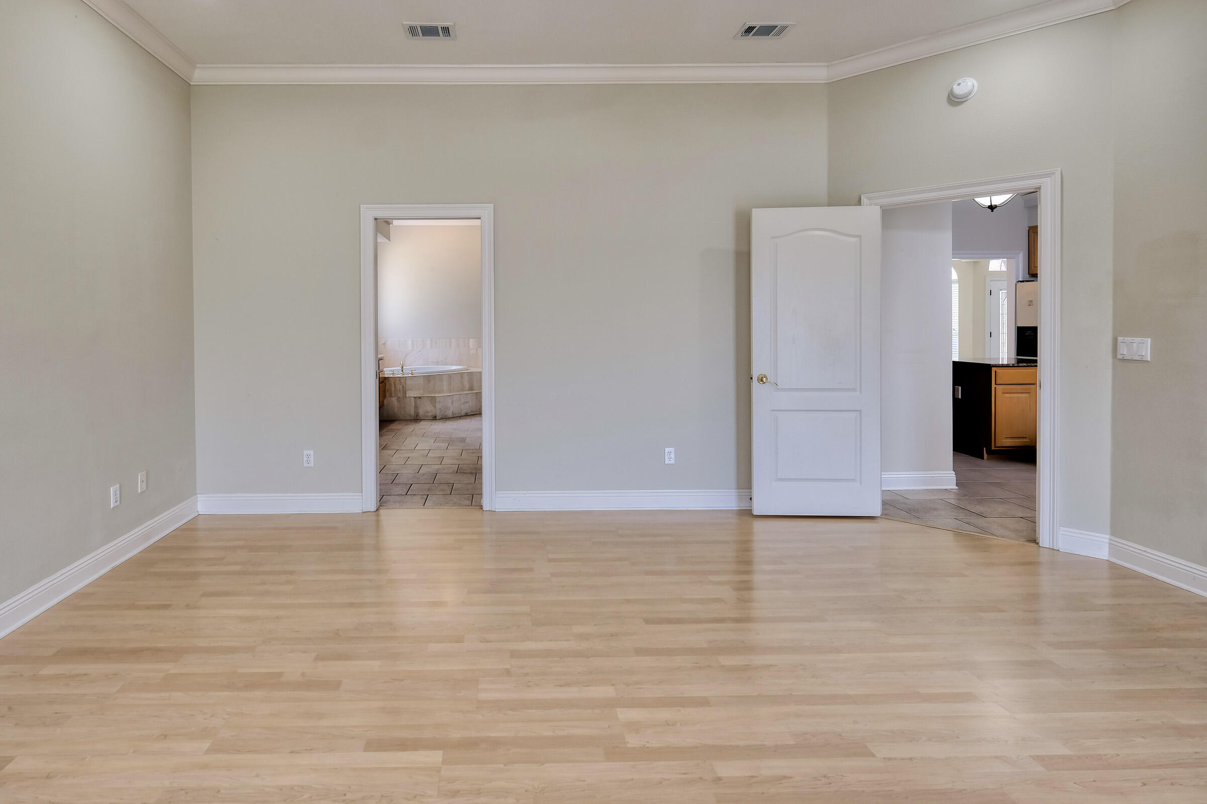 CORDOVA PLACE - Residential