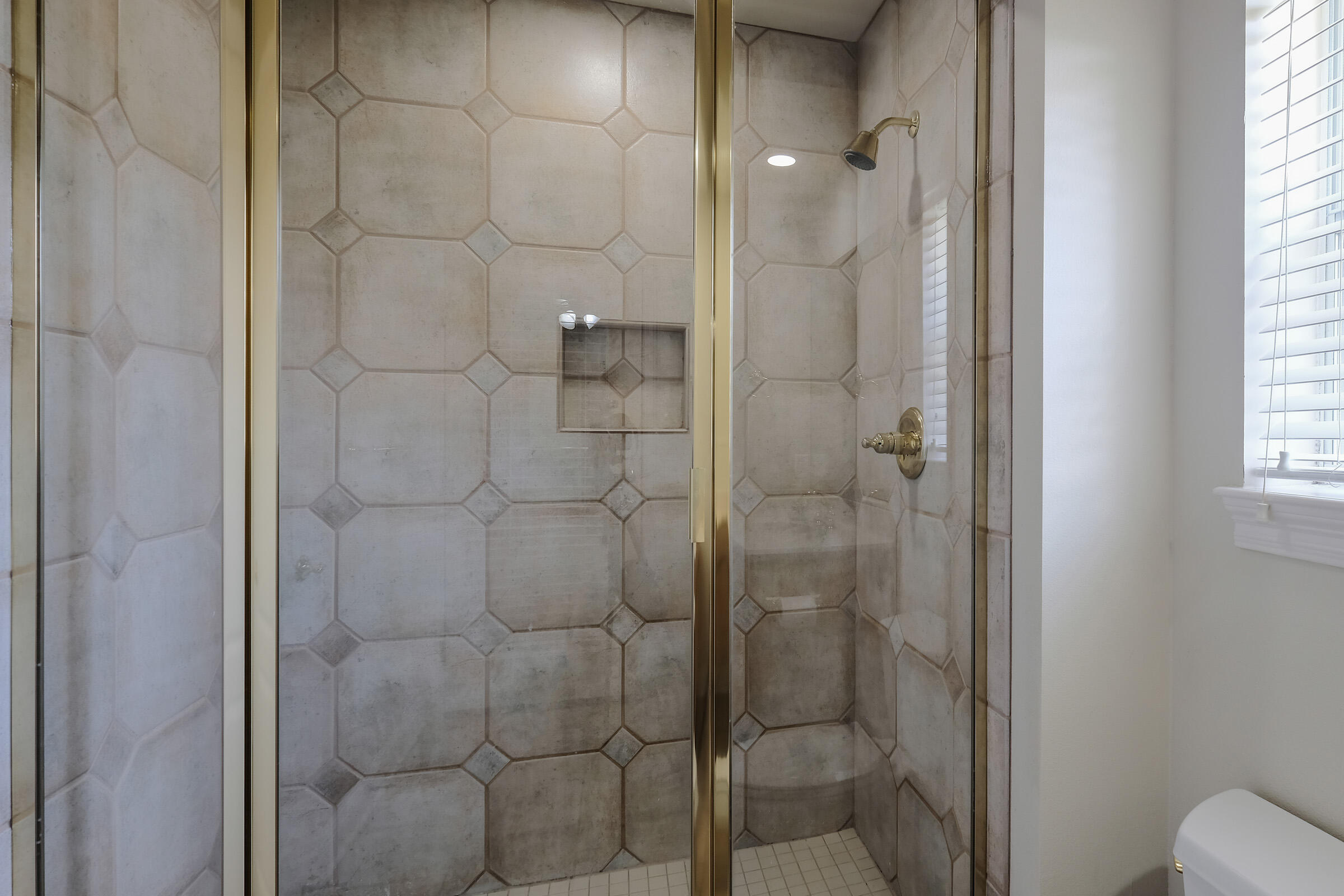 CORDOVA PLACE - Residential