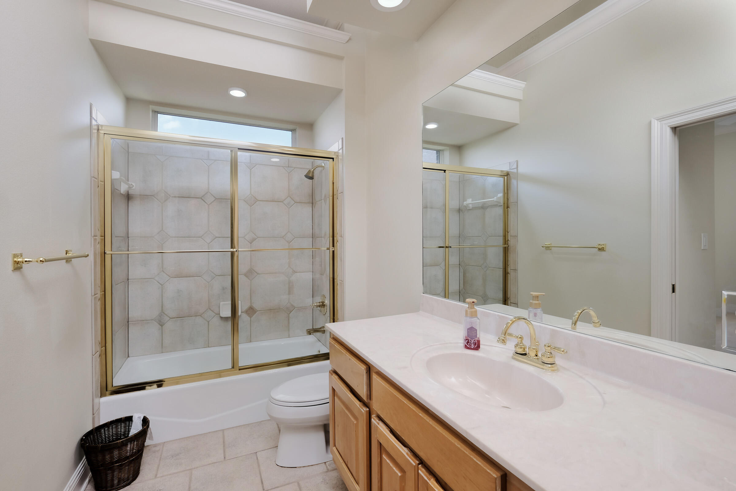 CORDOVA PLACE - Residential