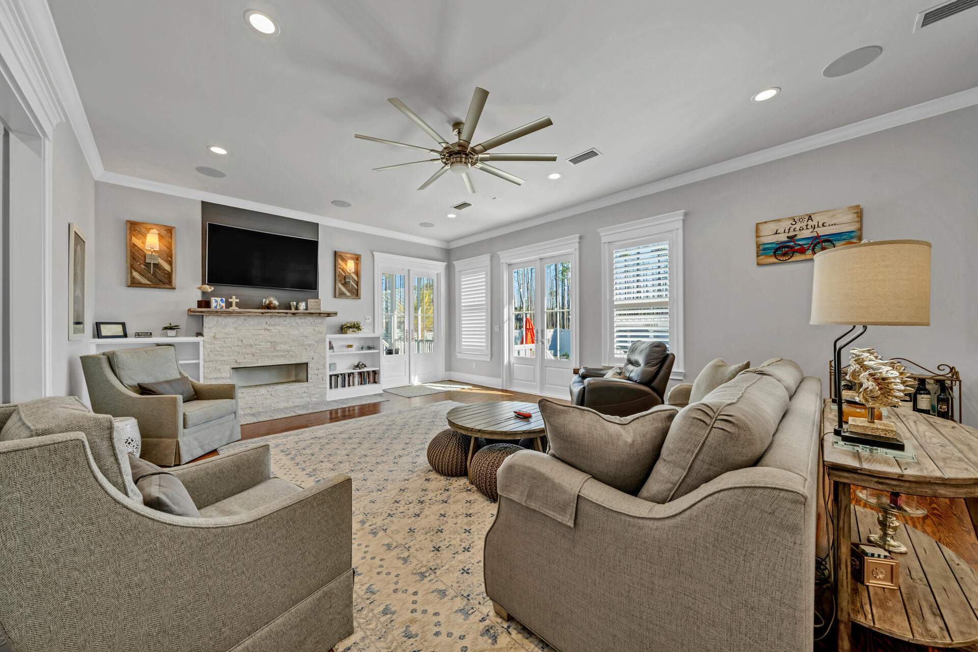 THOMPSON PLANTATION - Residential