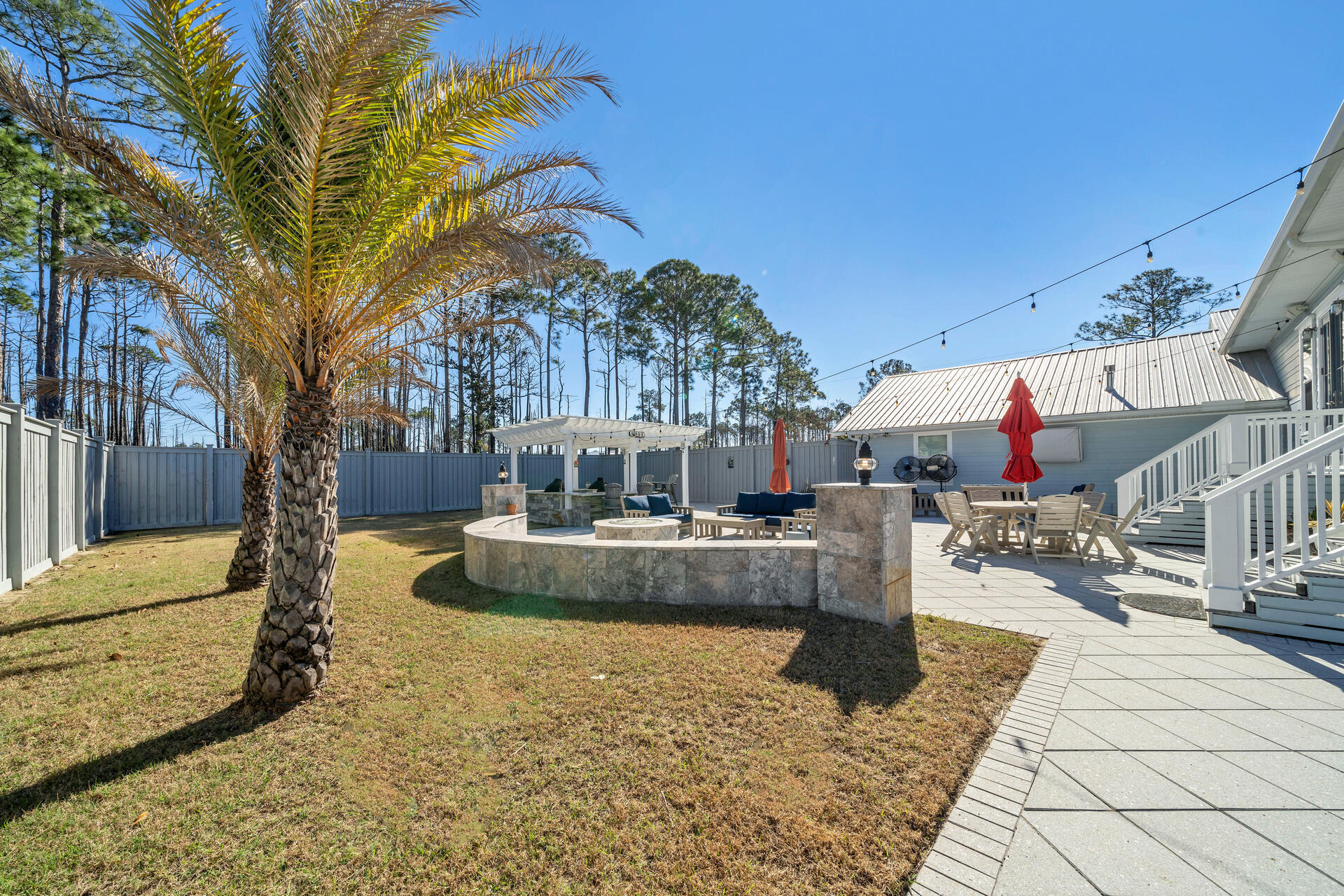 THOMPSON PLANTATION - Residential