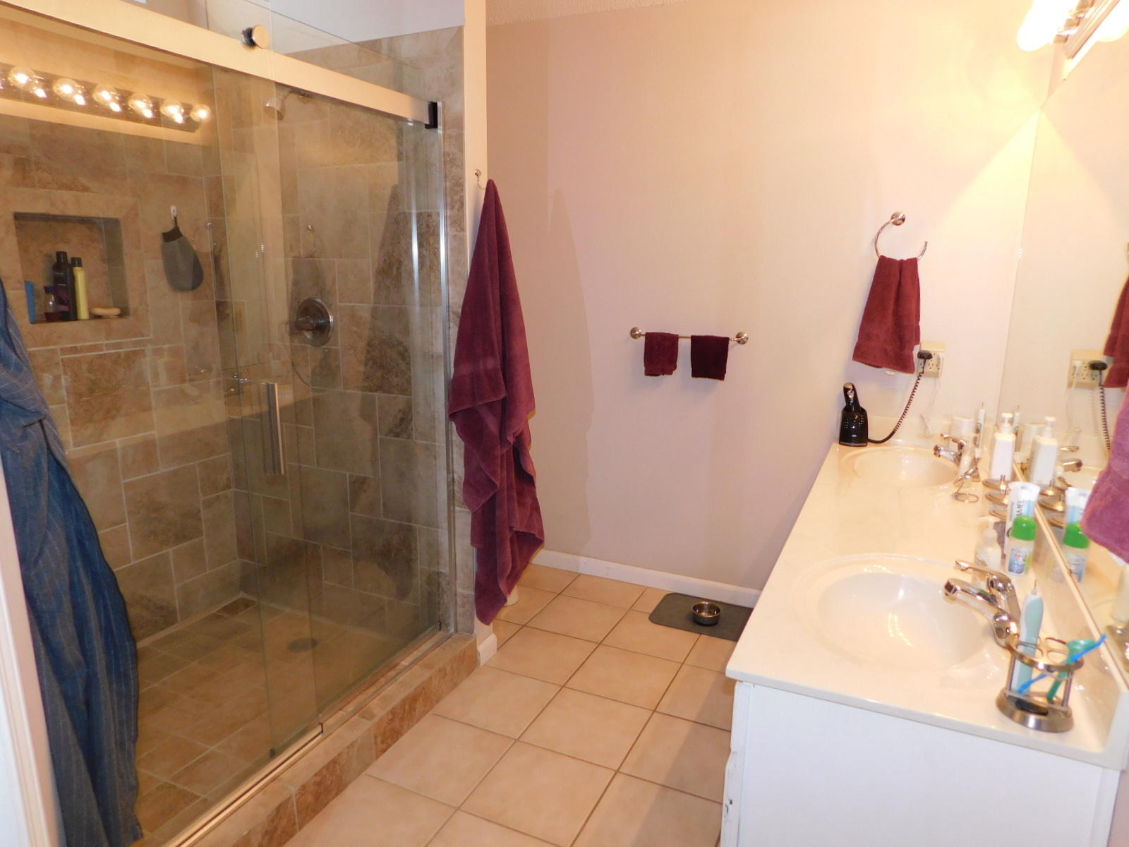 FOX DEN VILLAGES - Residential