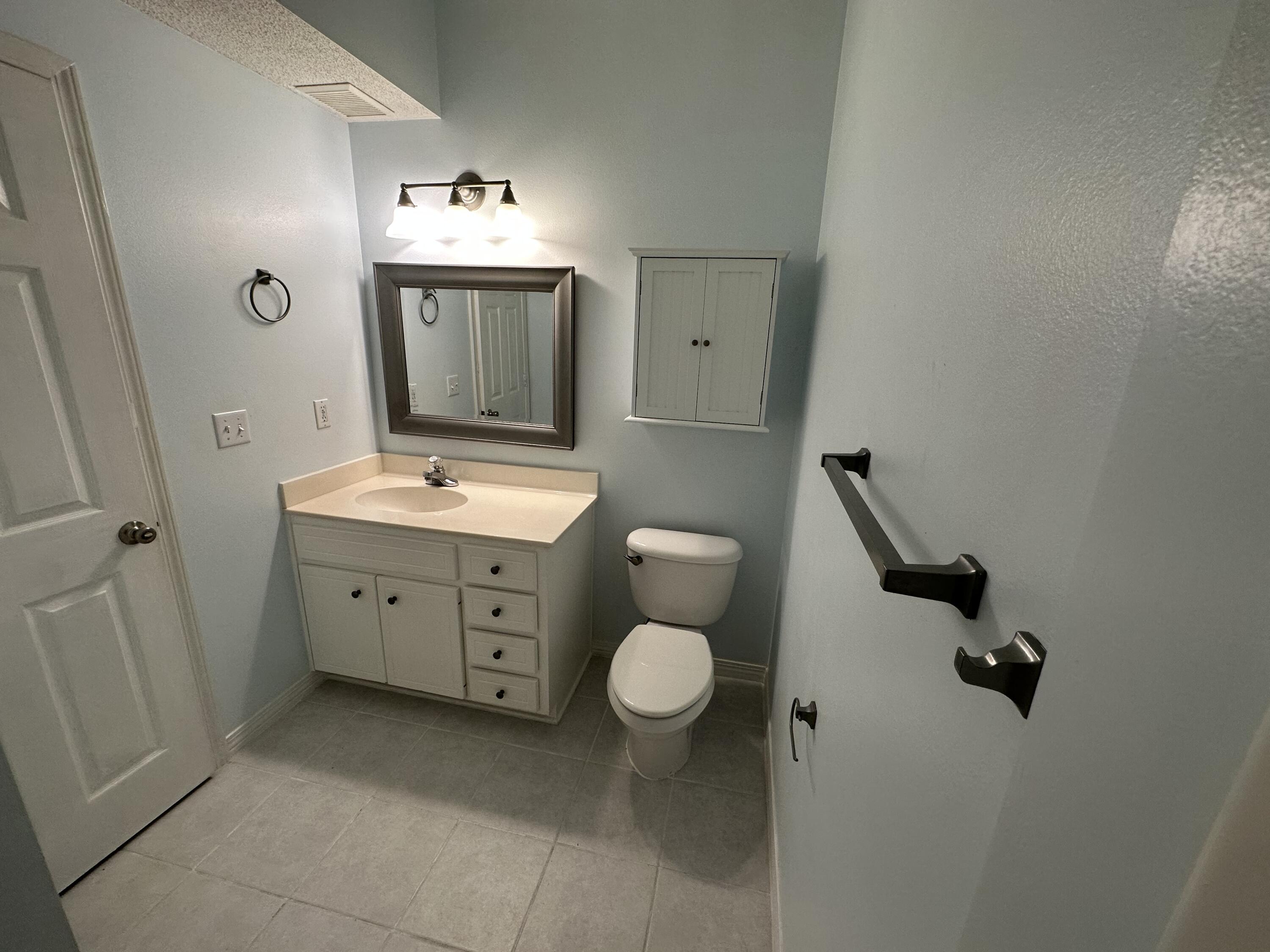 THE OAKS AT NICEVILLE - Residential Lease