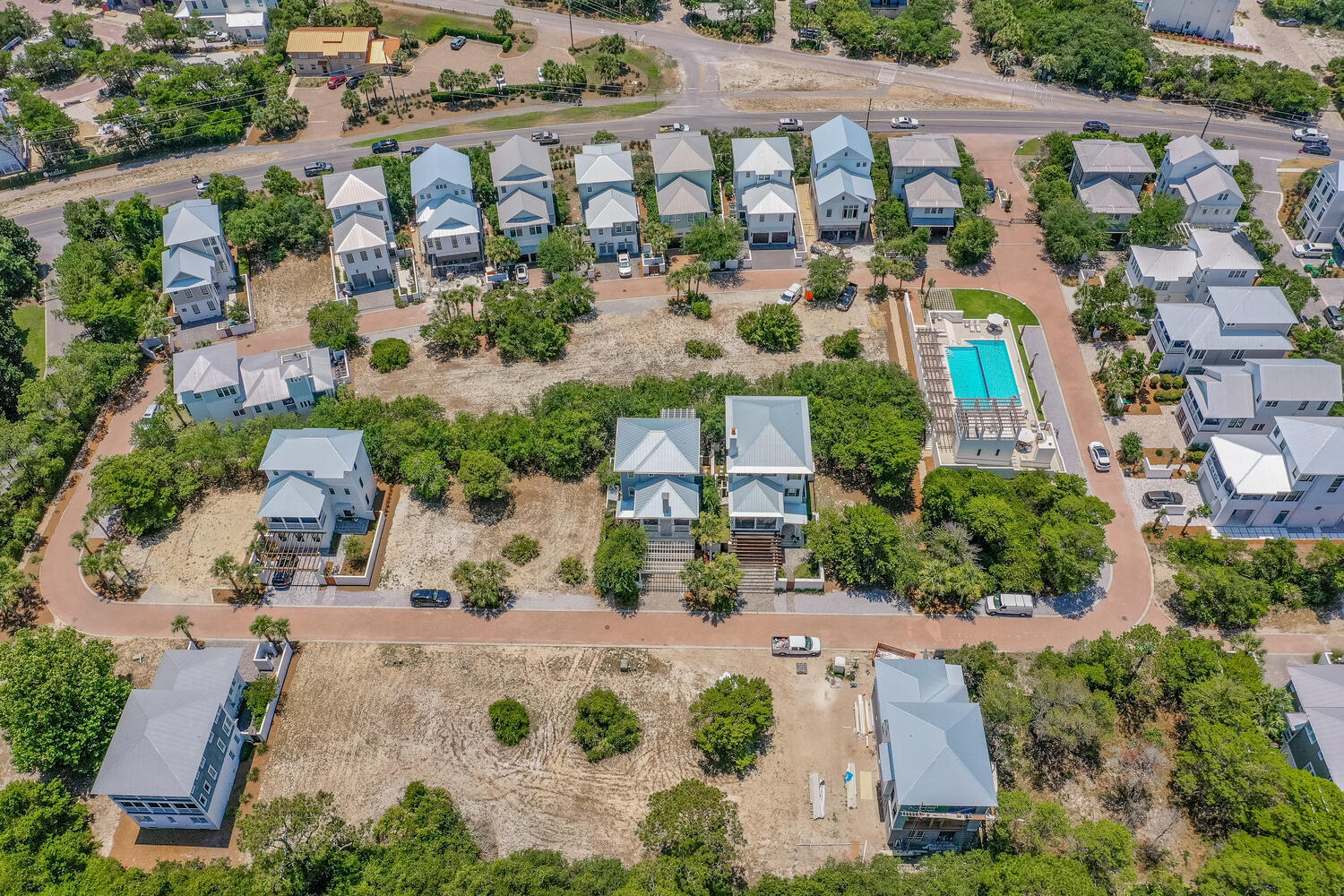 SEANEST VILLAGE - Residential