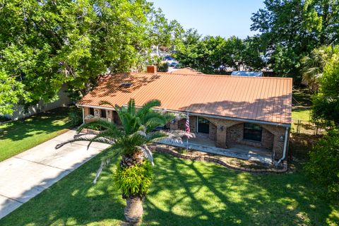 A home in Fort Walton Beach