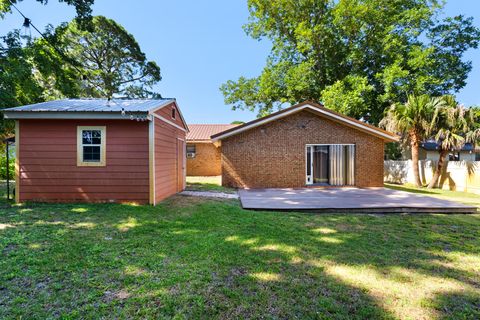 A home in Fort Walton Beach