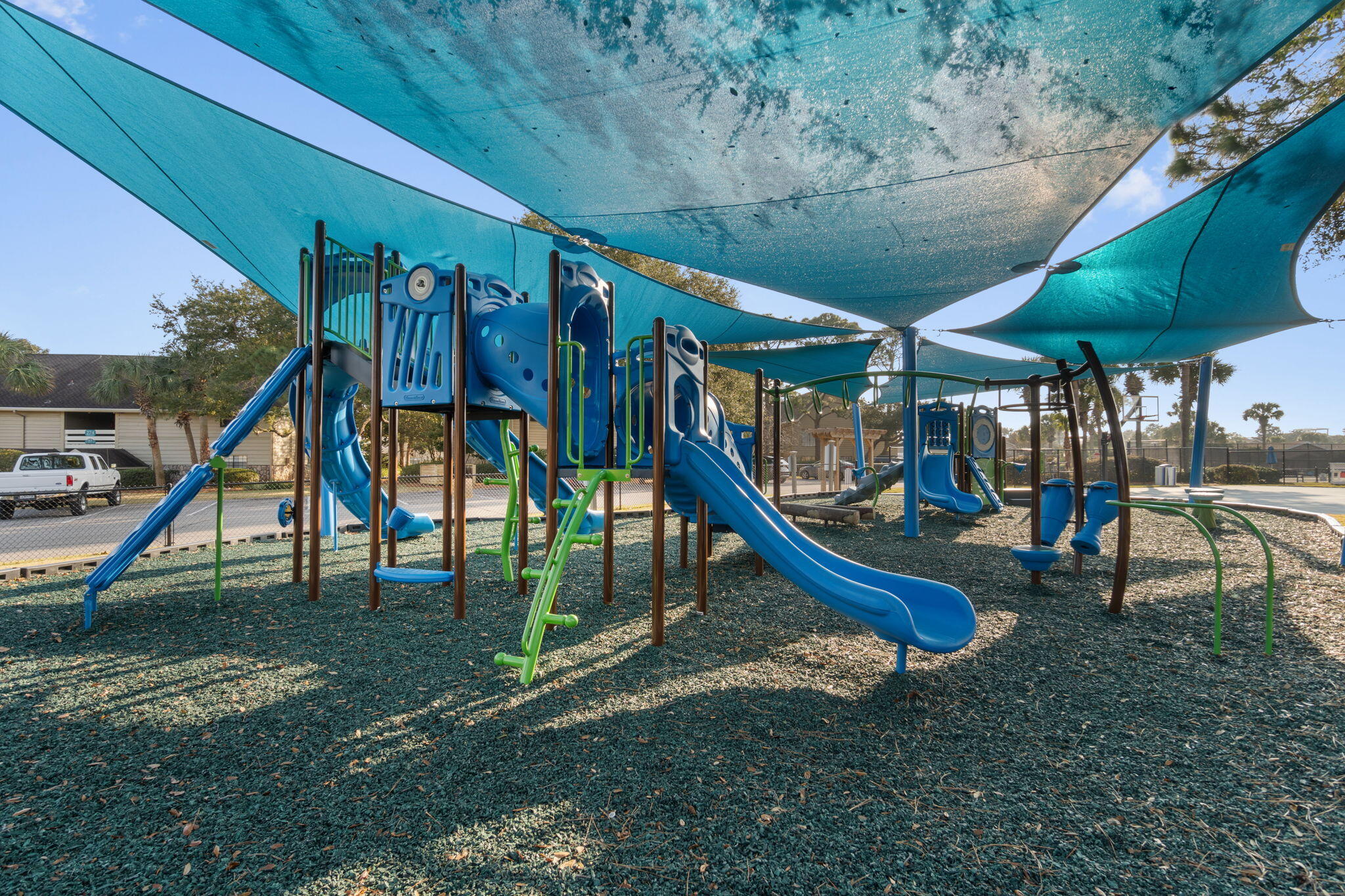 SEASCAPE CONDO GARDEN VILLA - Residential