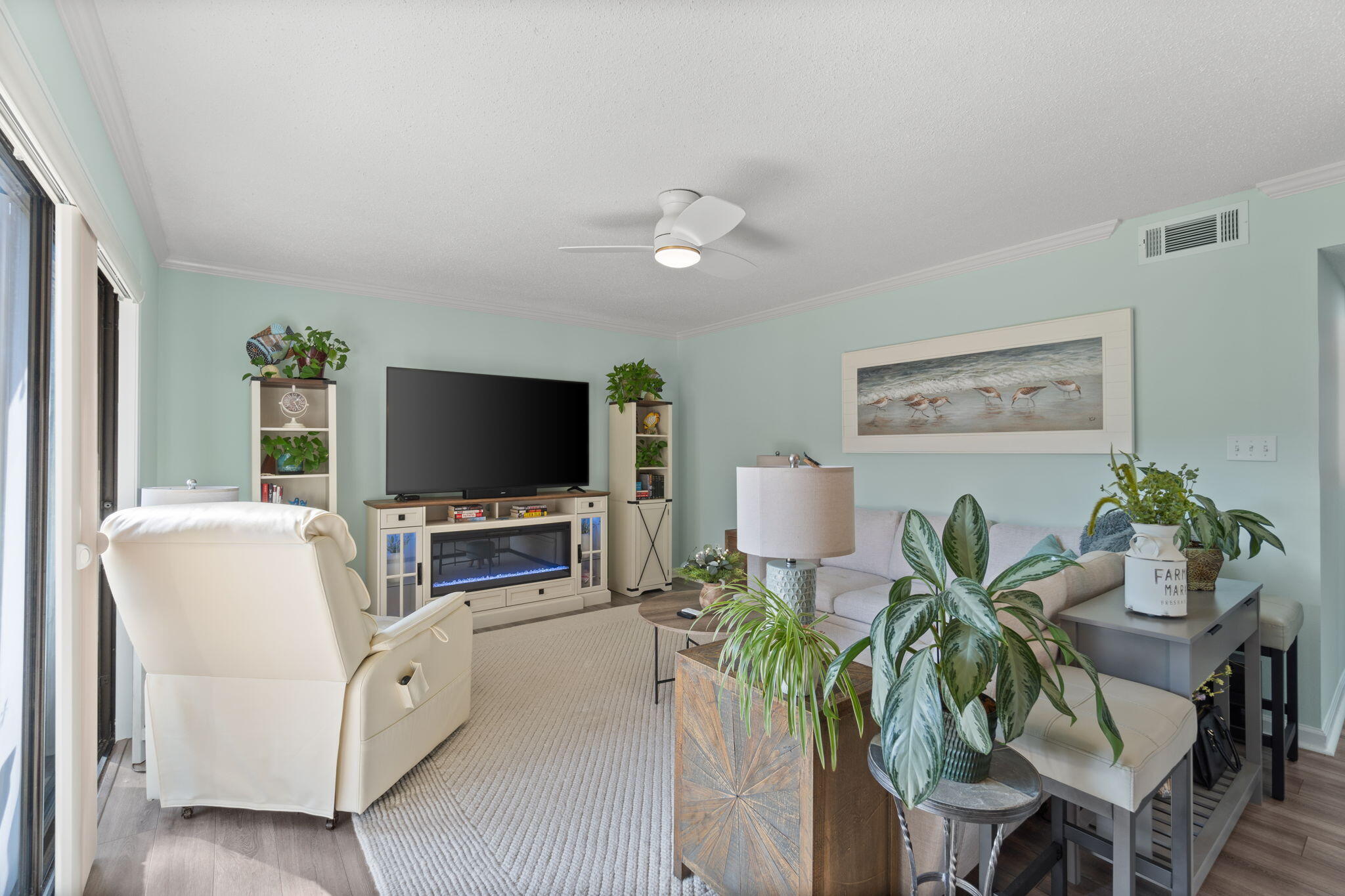 SEASCAPE CONDO GARDEN VILLA - Residential