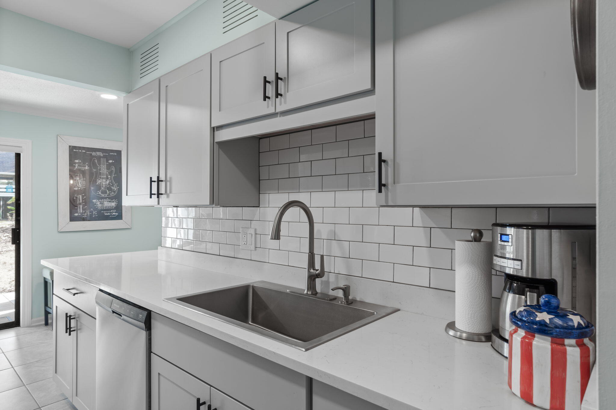 SEASCAPE CONDO GARDEN VILLA - Residential