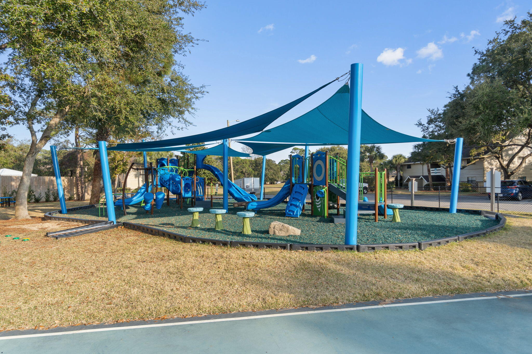 SEASCAPE CONDO GARDEN VILLA - Residential