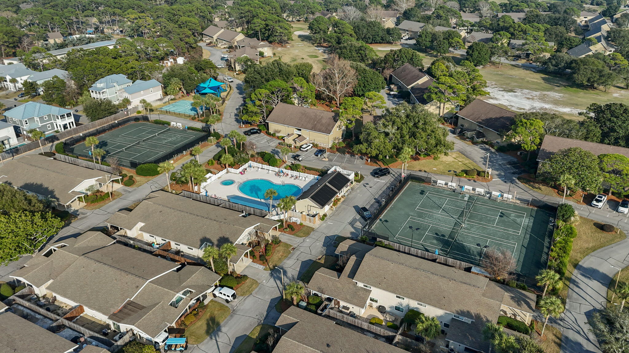 SEASCAPE CONDO GARDEN VILLA - Residential