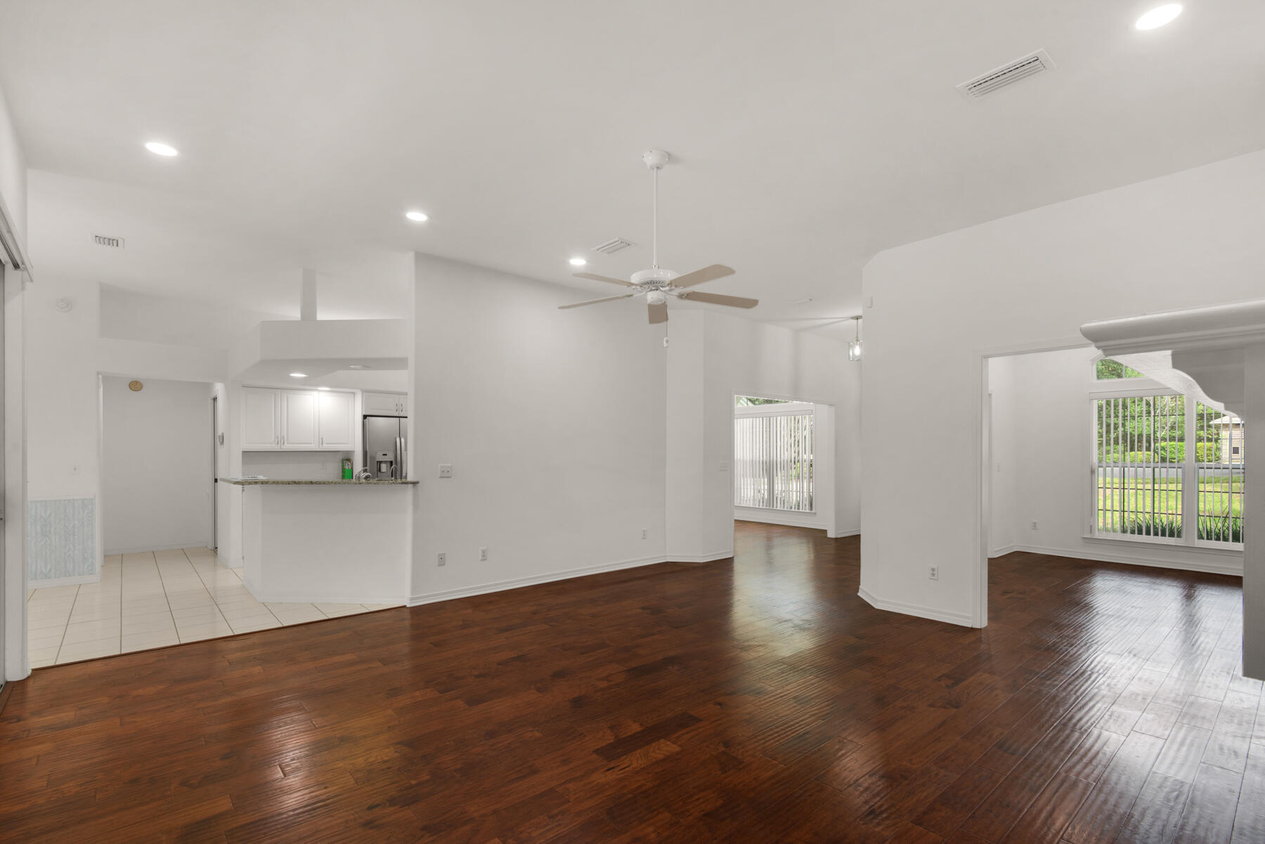 ROCKY BAYOU COUNTRY CLUB ESTATES 8 - Residential
