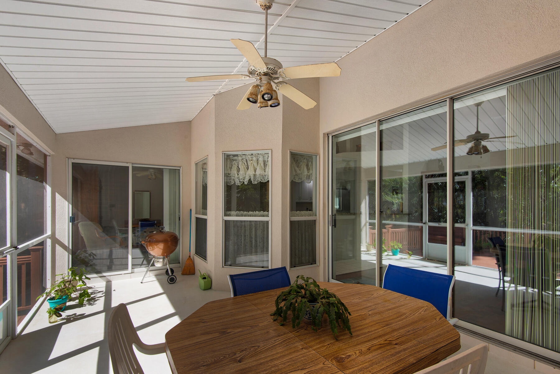 ROCKY BAYOU COUNTRY CLUB ESTATES 8 - Residential