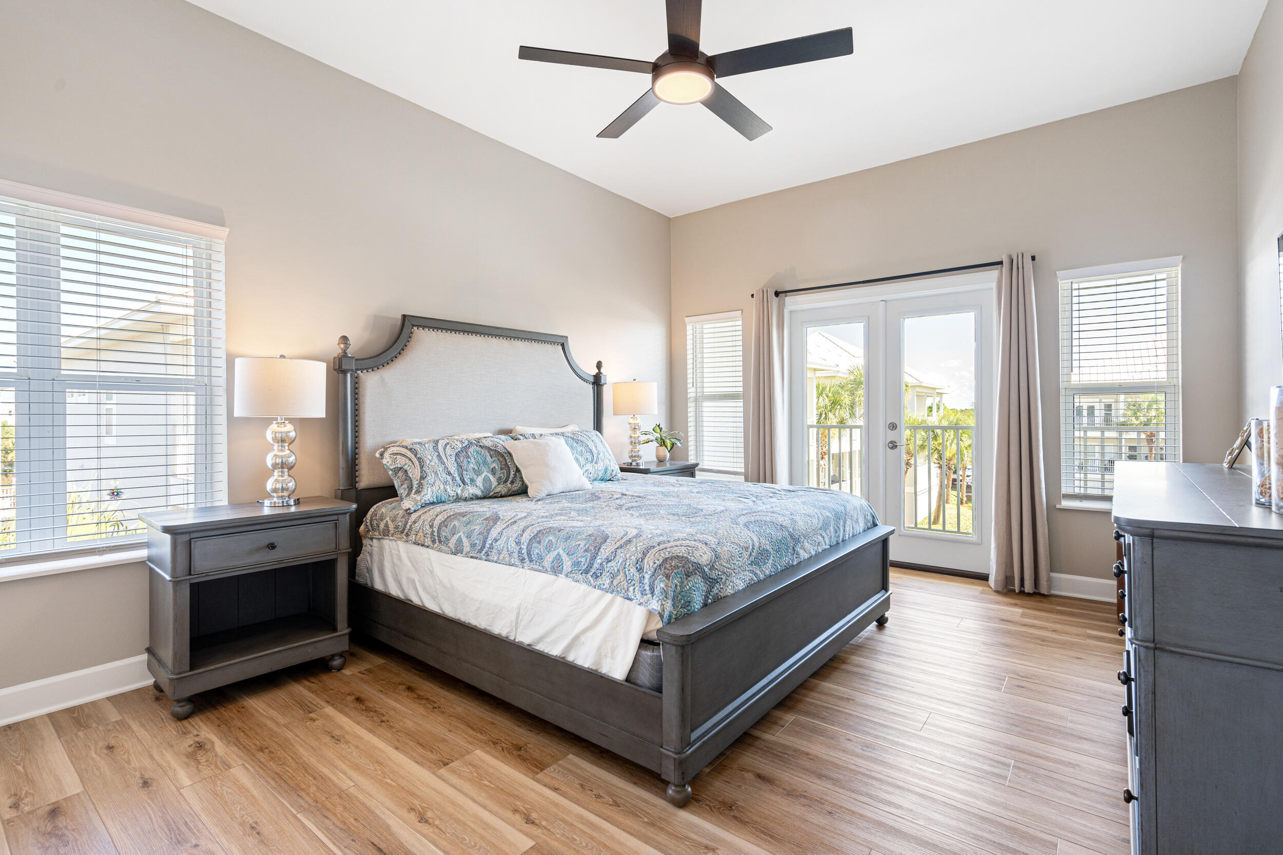 PAVILION PALMS - Residential