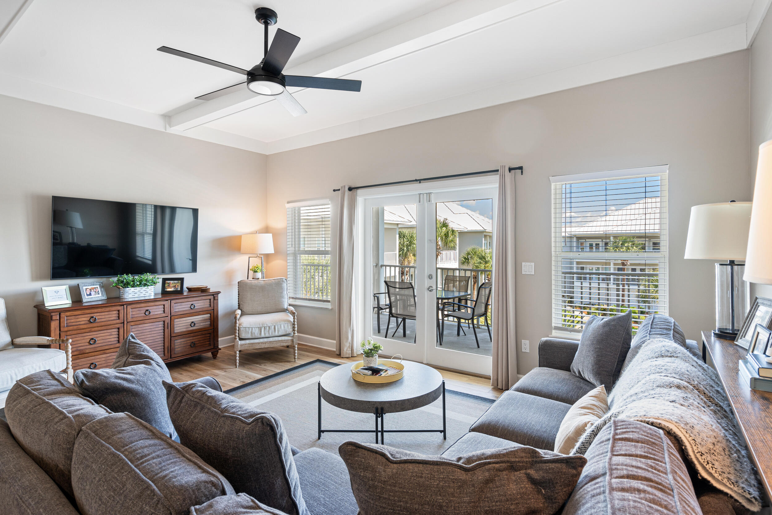 PAVILION PALMS - Residential
