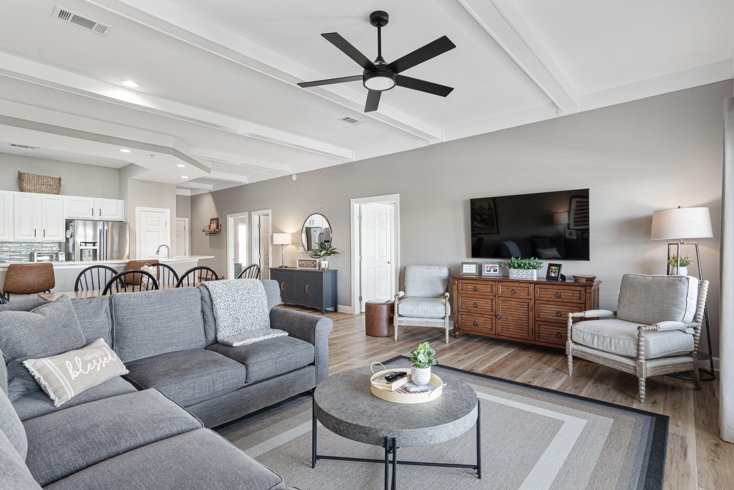 PAVILION PALMS - Residential